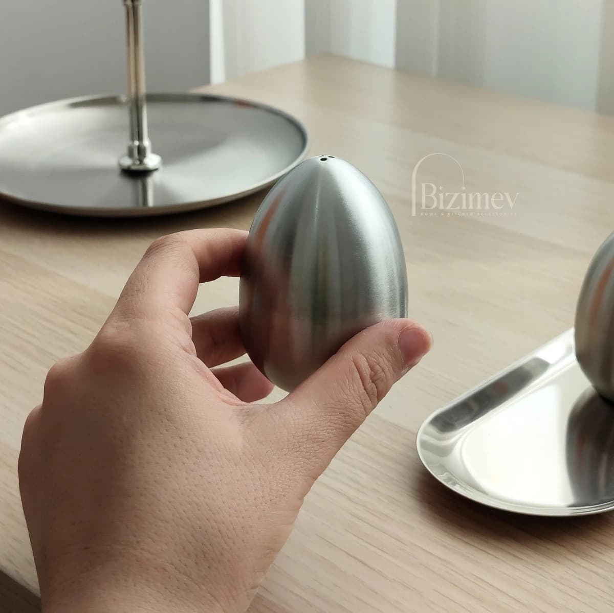 نمک پاش استیل تخم مرغی — تصویر ۳