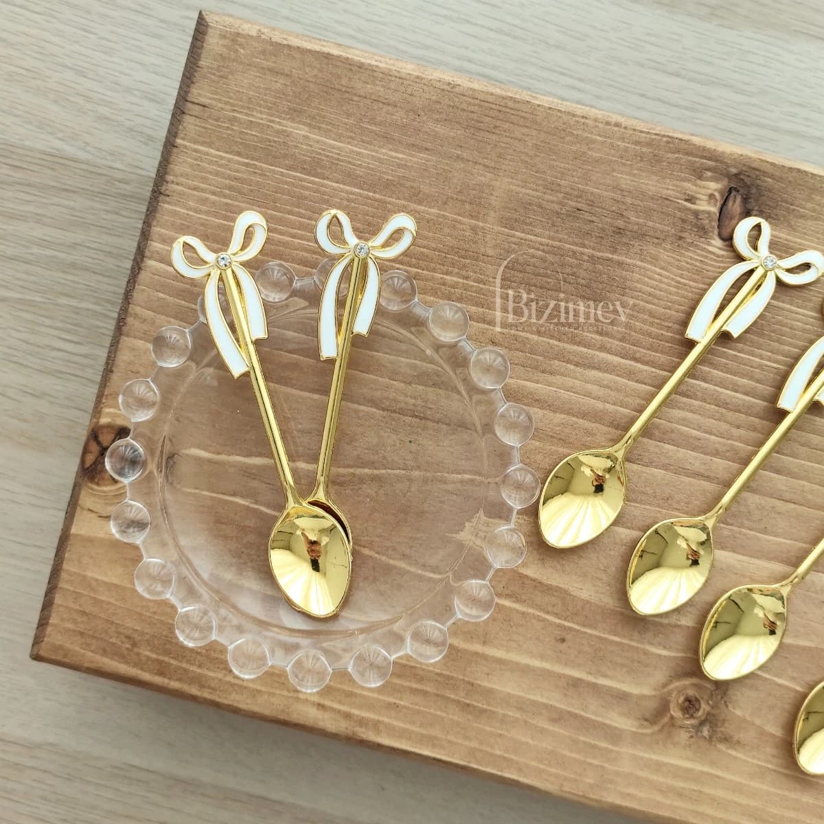 قاشق چای خوری پاپیون طلایی — تصویر ۲