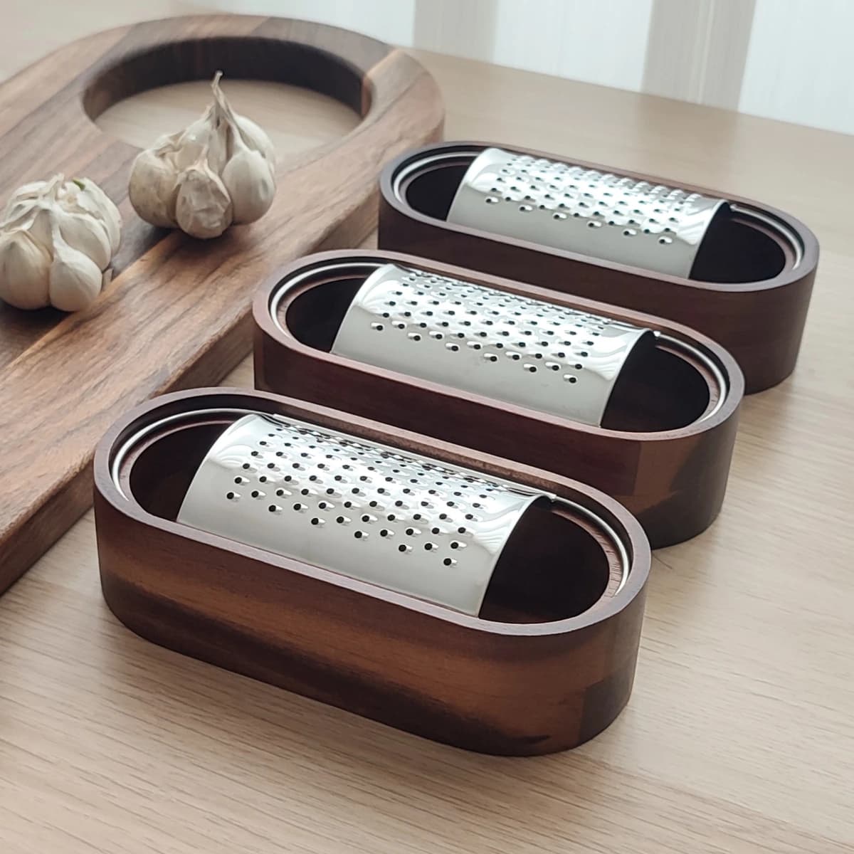 رنده ی سیر مخزن دار طرح زارا — تصویر ۵