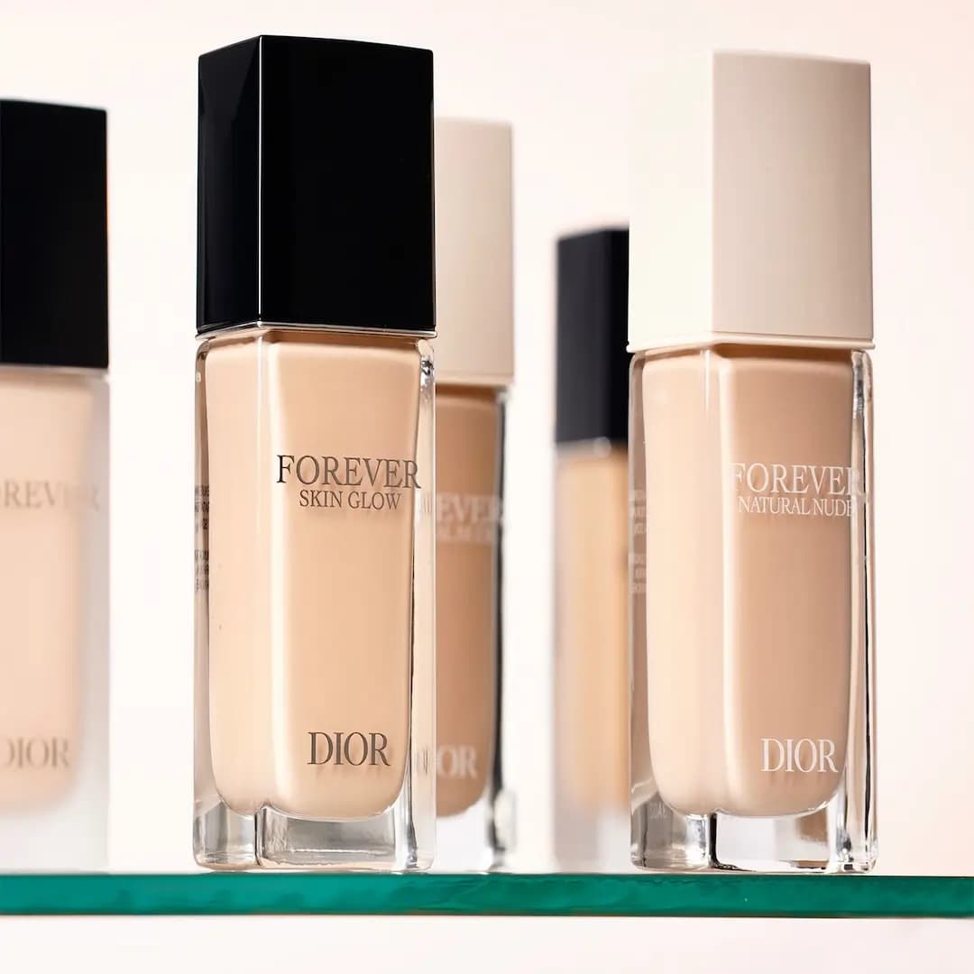 کرم پودر دیور Forever SPF20 — تصویر ۱۲