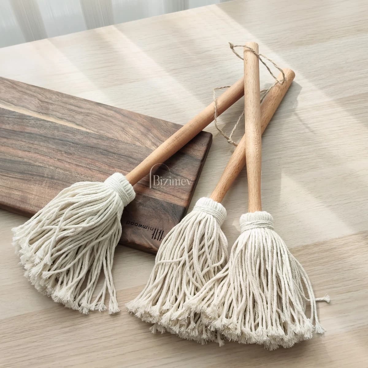 گردگیر دسته چوبی — تصویر ۳