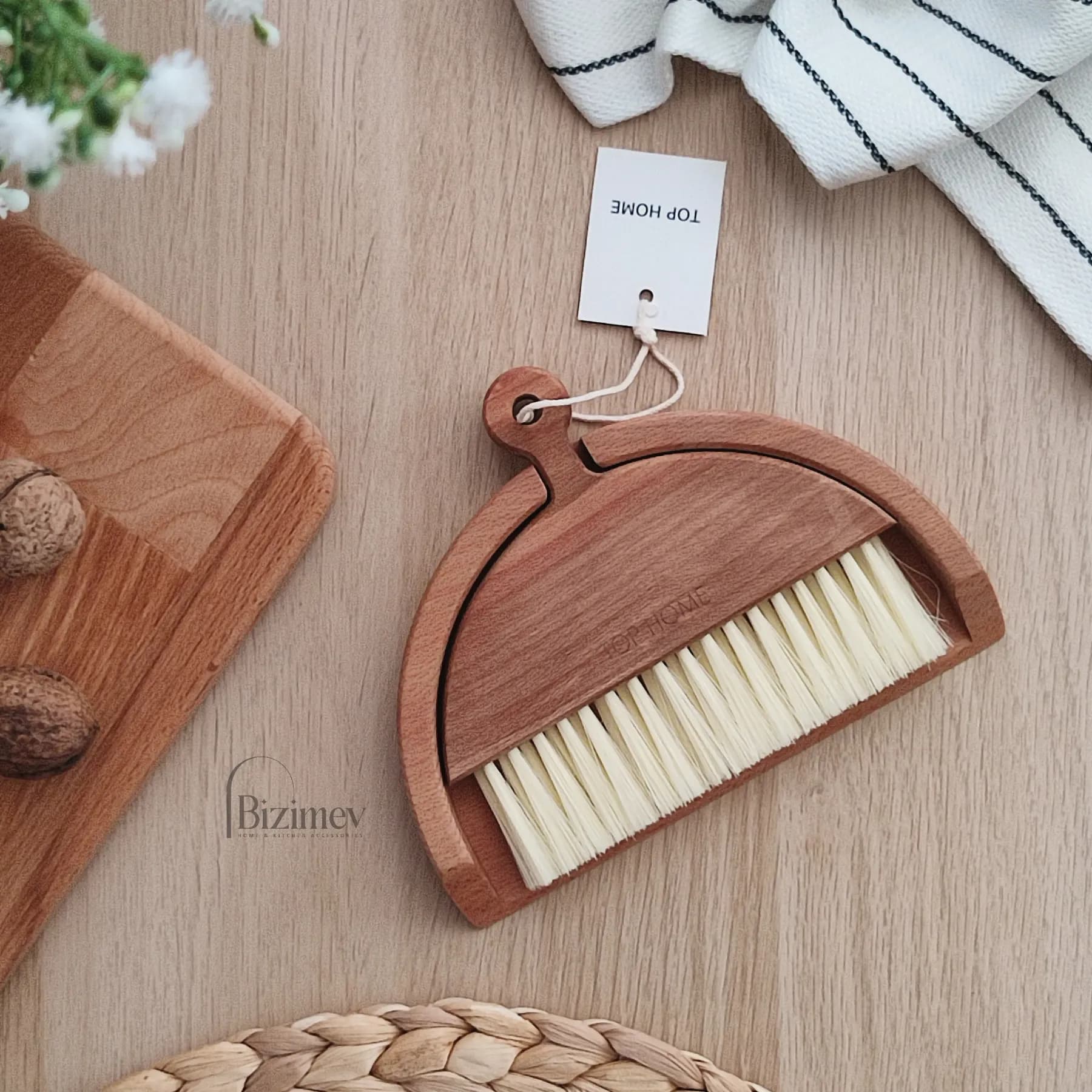جارو سفره چوبی طرح زارا دسته دار تاپ — تصویر ۲