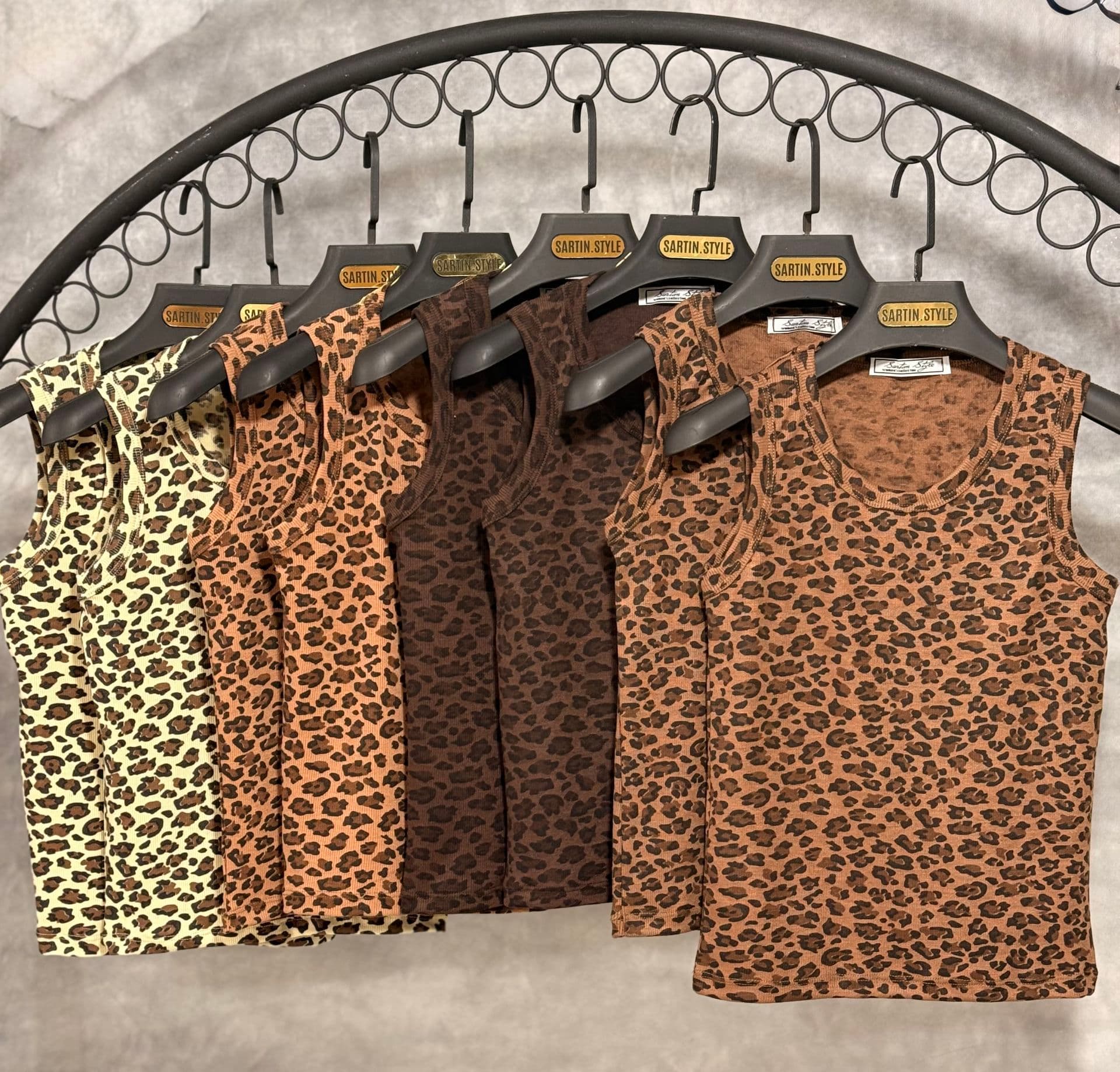 تاپ یقه گرد پلنگی کاربردی(عمده)