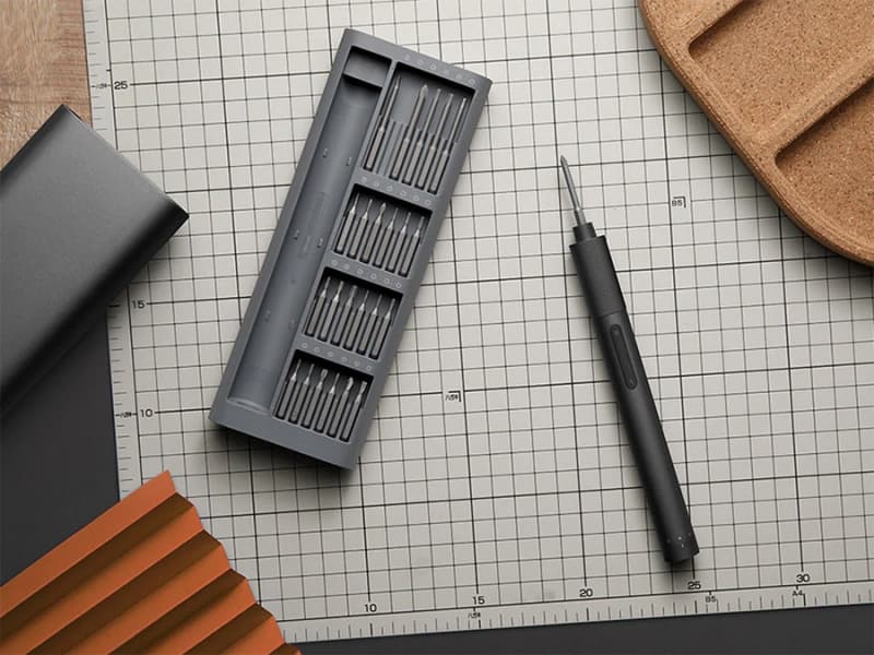 پیچ گوشتی شارژی شیائومی Xiaomi Electric Precision Screwdriver دارای 24 سری مگنتی — تصویر ۴