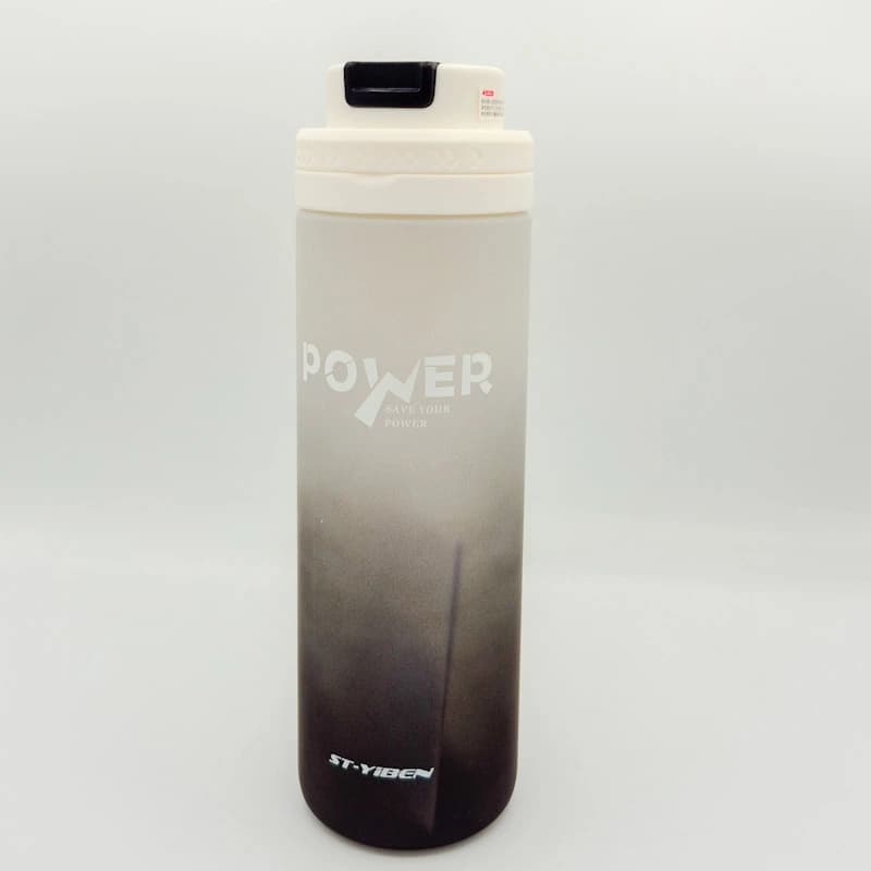 قمقمه ورزشی مدل Power | قمقمه نی‌دار حرفه‌ای با درب قفلی و کاور محافظ (ظرفیت ۸۲۰ میلی‌لیتر) — تصویر ۴