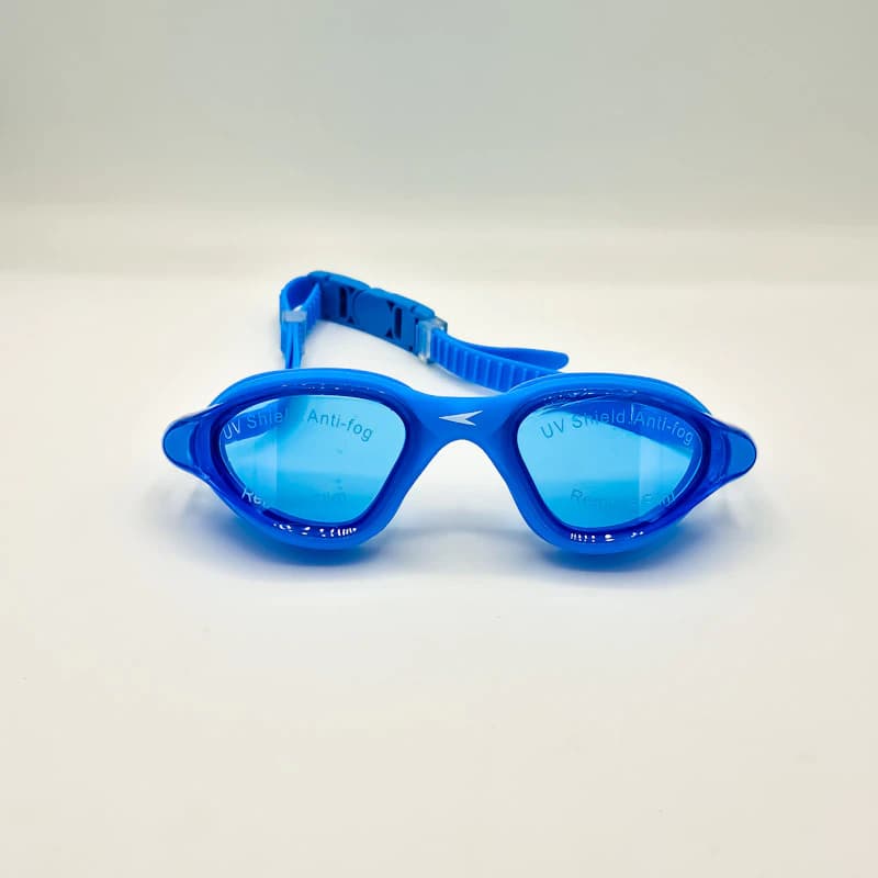عینک شنا اسپیدو (Speedo) مدل Biofuse کد 930 | عینک شنا ارگونومیک با دید عریض (Wide Vision)، لنز ضدبخار (Anti-Fog)، فیلتر UV400 و بند قفلی قابل تنظیم — تصویر ۸