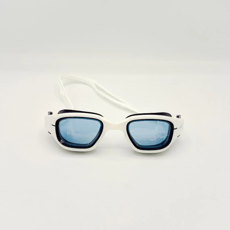 عینک شنا اسپیدو (Speedo) مدل Biofuse 1974 | عینک شنا ارگونومیک با دید عریض (Wide Vision)، لنز ضدبخار (Anti-Fog) و محافظت UV400 — تصویر ۵
