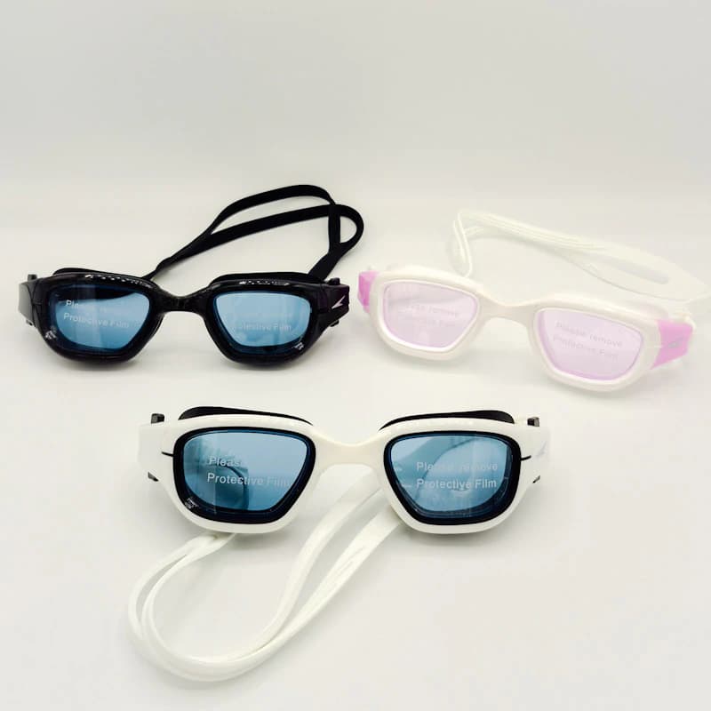 عینک شنا اسپیدو (Speedo) مدل Biofuse 1974 | عینک شنا ارگونومیک با دید عریض (Wide Vision)، لنز ضدبخار (Anti-Fog) و محافظت UV400 — تصویر ۲