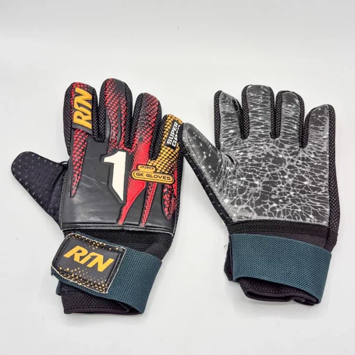 دستکش دروازهبانی پسرانه RIN (Rin Pro Super Grip) | کف چرم ضد لغزش دانهدار با پارچه تنفسی و مچبند چسبی — تصویر ۵