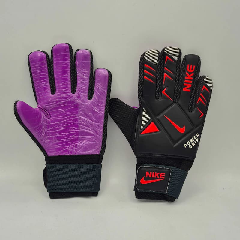 دستکش دروازه‌بانی پسرانه نایکی (Nike Power Grip) | کف چرم ضد لغزش دانه‌دار با پارچه تنفسی و مچ‌بند چسبی — تصویر ۶