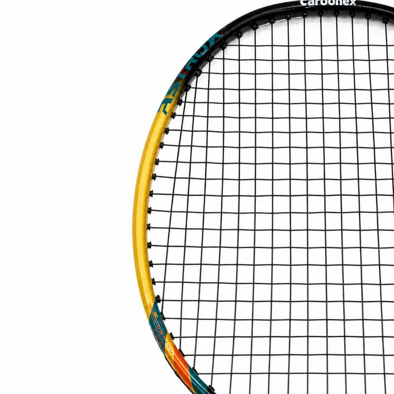 راکت بدمینتون یونکس (Yonex) مدل Astrox 88 Pro | راکت حرفه‌ای یک‌تکه کربنی همراه با کاور مخصوص — تصویر ۴