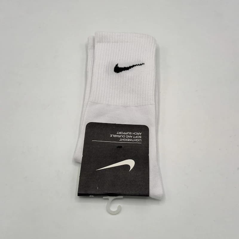 جوراب ورزشی نایک (Nike) ساق بلند نخ پنبه | راحت، بادوام و مناسب برای تمرینات سخت — تصویر ۹