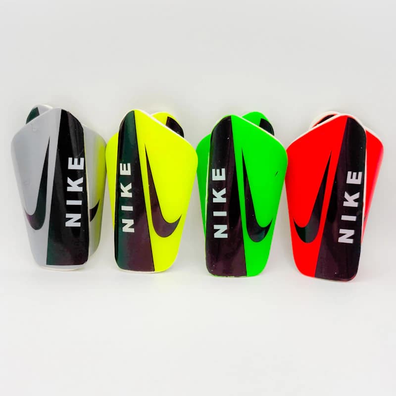 ساق‌بند فوتبال نایکی Nike – محافظ ساق پا حرفه‌ای و فوق سبک