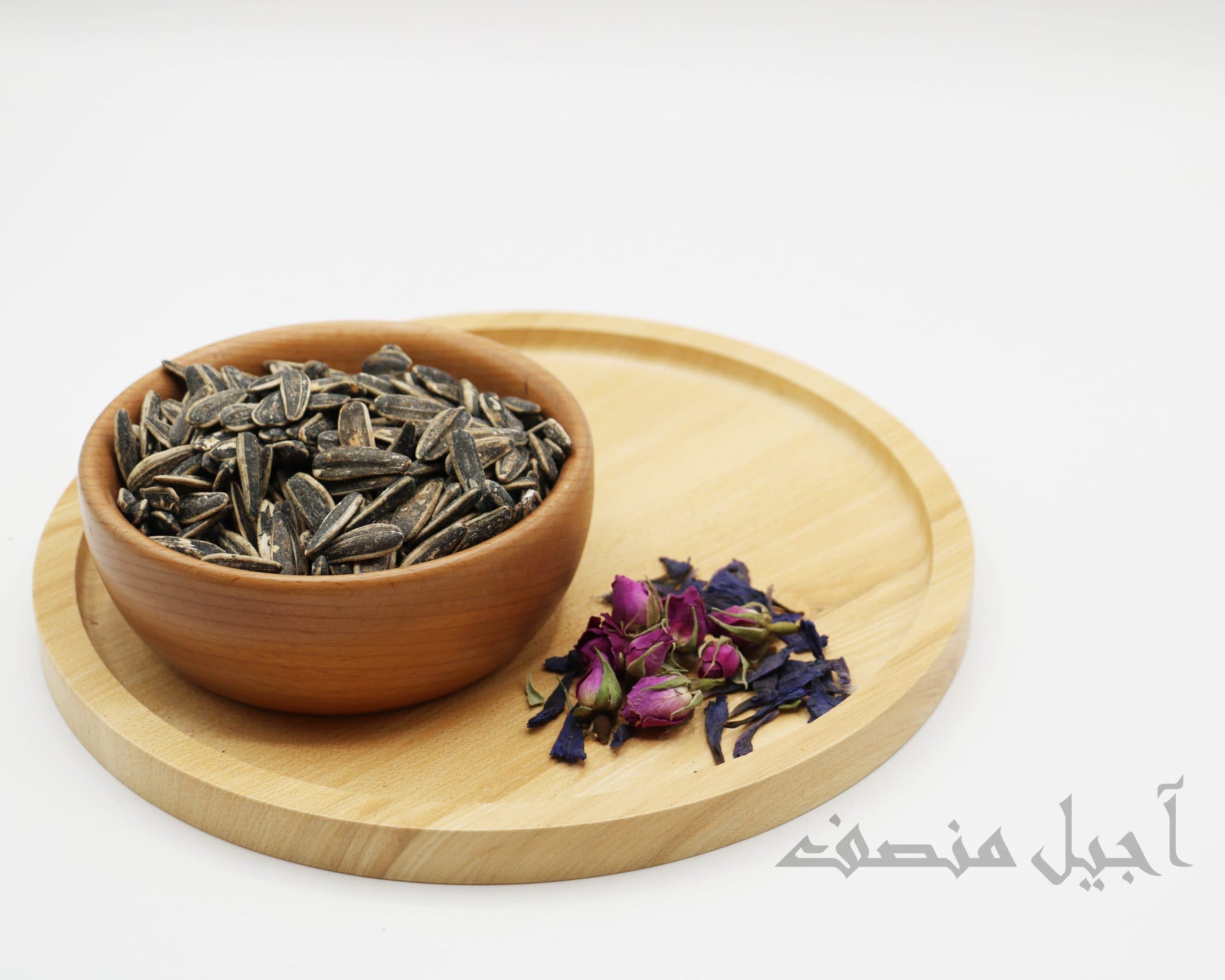 تخمه دور سفید شور