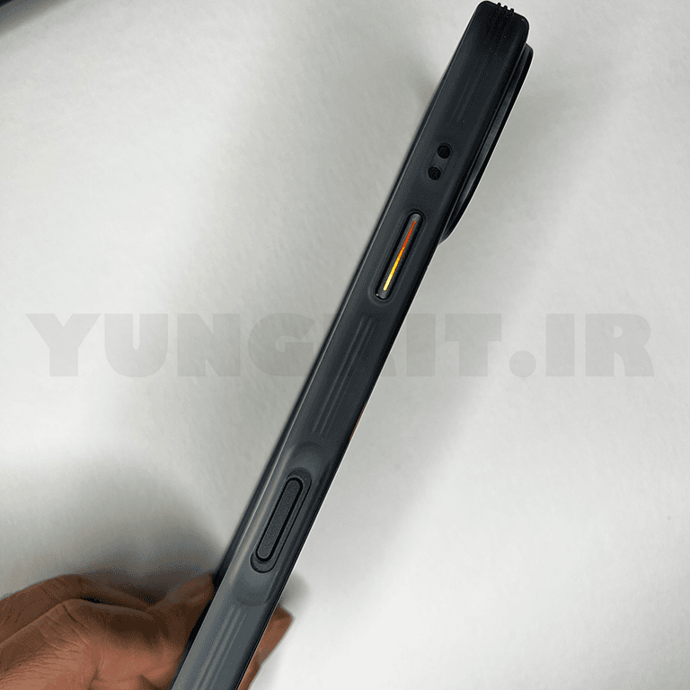 قاب آیفون از برند یانگ کیت / YoungKit مدل Interstellar Journey طرح Galaxy — تصویر ۷