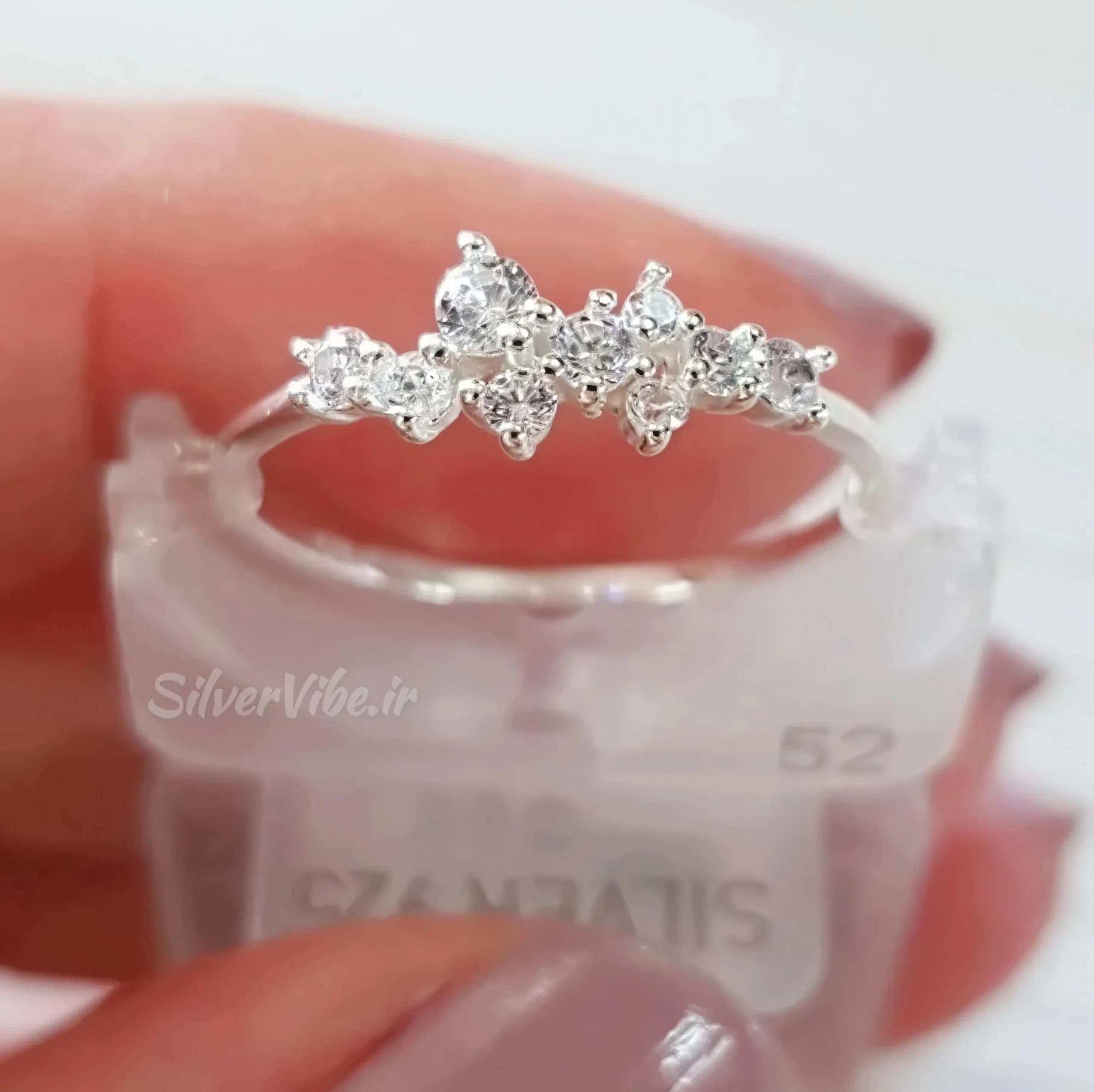 انگشتر نقره زنانه نگین خوشه ای طرح گلریز نگین اتمی | برند Accessories