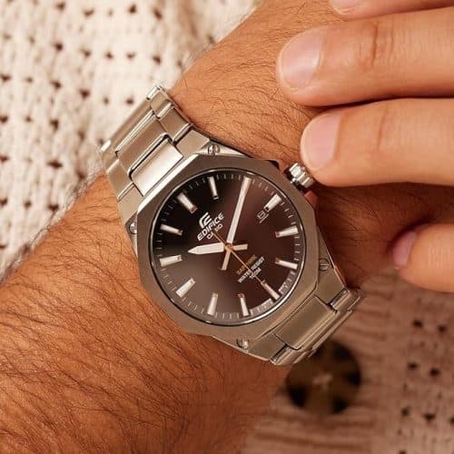 ساعت مچی مردانه کاسیو EDIFICE مدل EFR-S108D-1AV — تصویر ۴