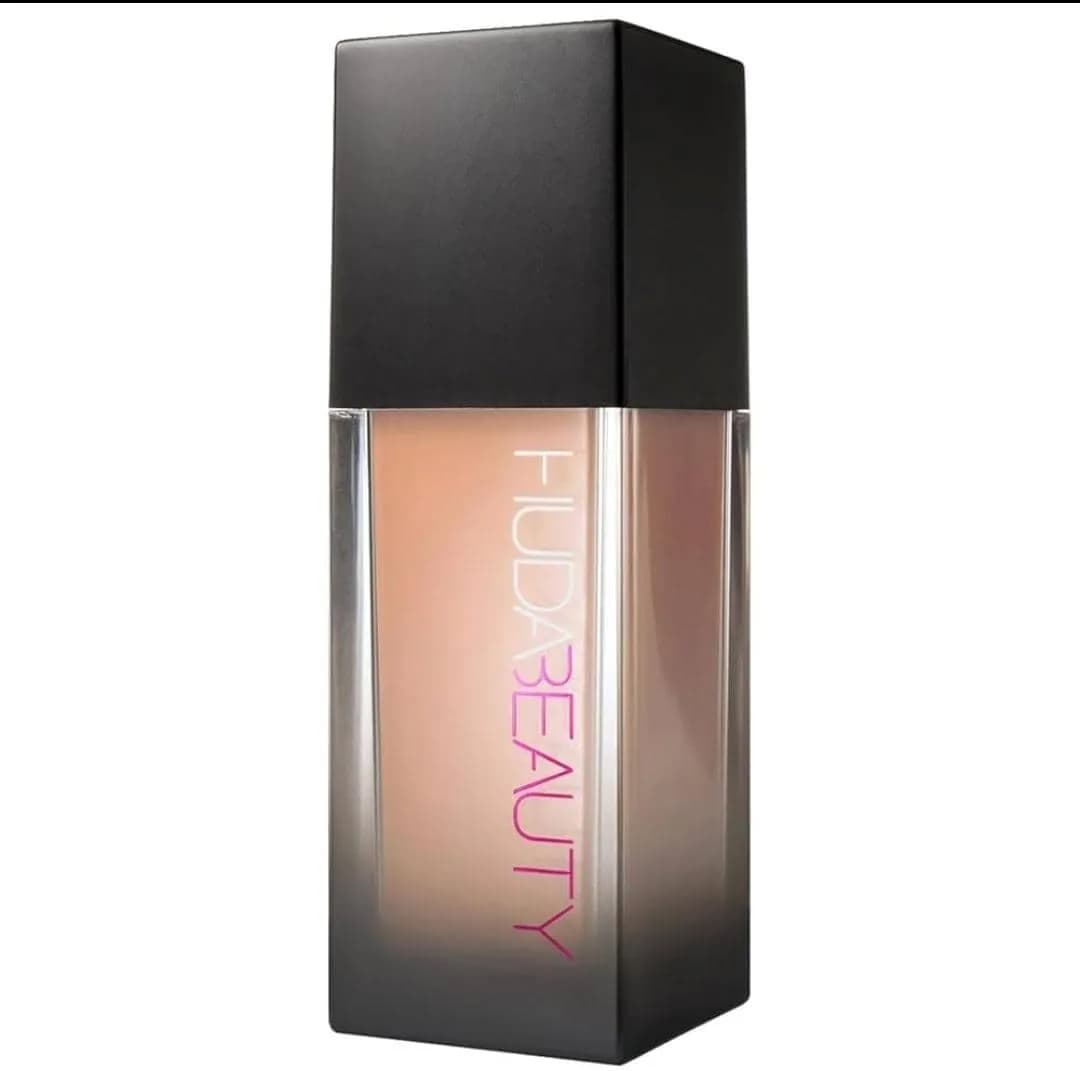 کرم پودر مایع هدی بیوتی فاقد عطر – Huda beauty Faux Filter Luminous Matte Foundation — تصویر ۲