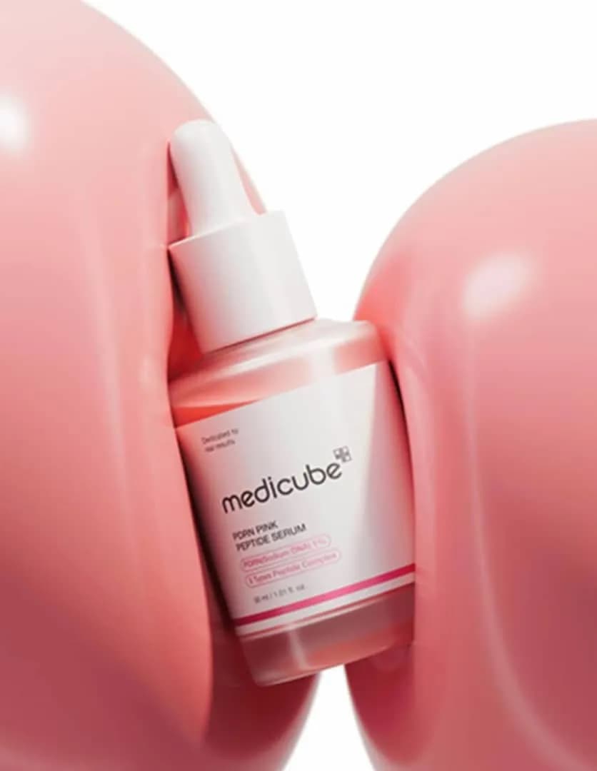 سرم ترمیم و بازسازی کننده پوست مدیکیوب Medicube Pink Peptide آبرسان و تقویت‌کننده پوست حساس ۳۰ گرم
