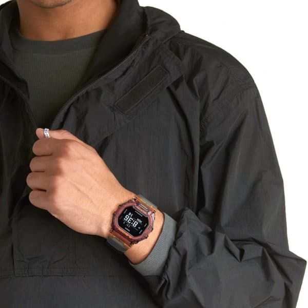 ساعت کاسیو G-SHOCK مدل GBD-200SM-1A5 — تصویر ۶
