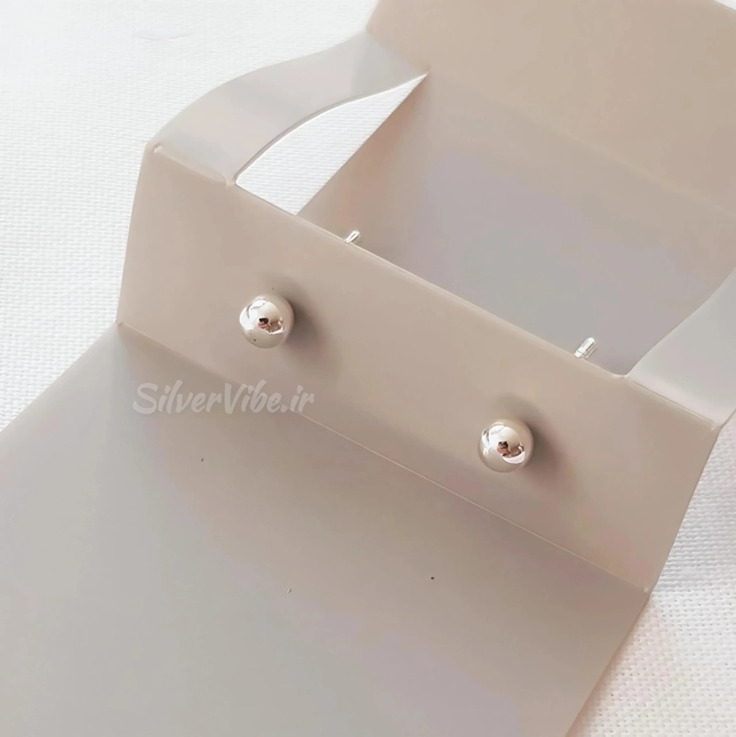 گوشواره نقره طرح گوی ساده براق – وارداتی