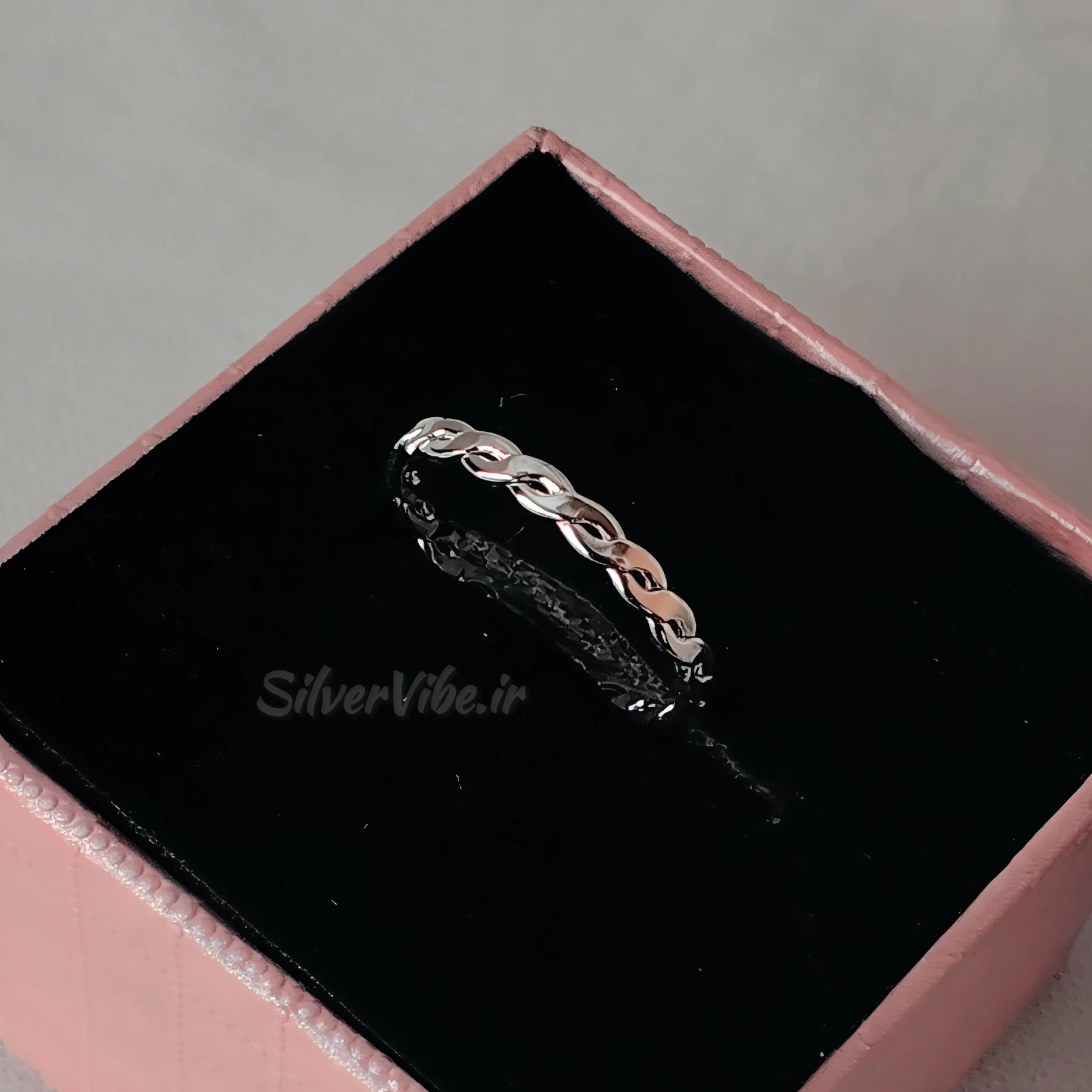 انگشتر نقره زنانه | طرح رینگ بافت دار | برند Accessories — تصویر ۵