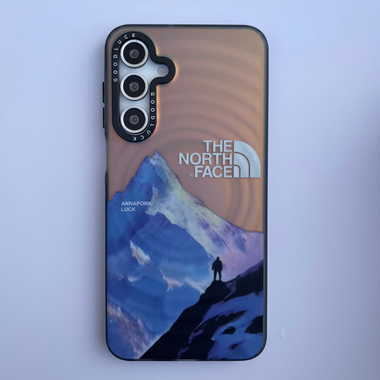 قاب گوشی سامسونگ مدل Good Luck طرح North Face — تصویر ۲