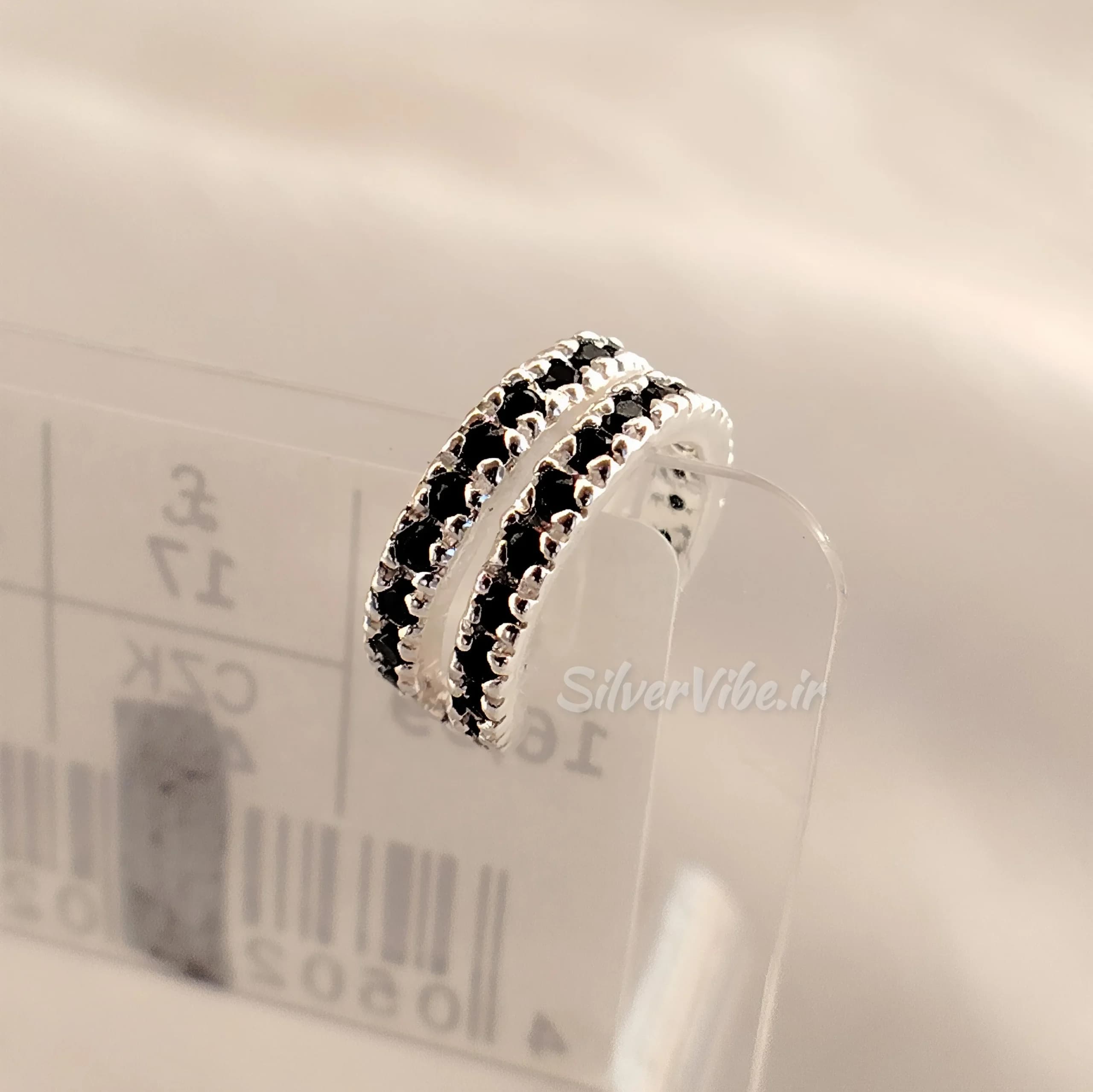 ایرکاف گوش نقره زنانه | دو لاین نگین مشکی | برند accessories — تصویر ۸