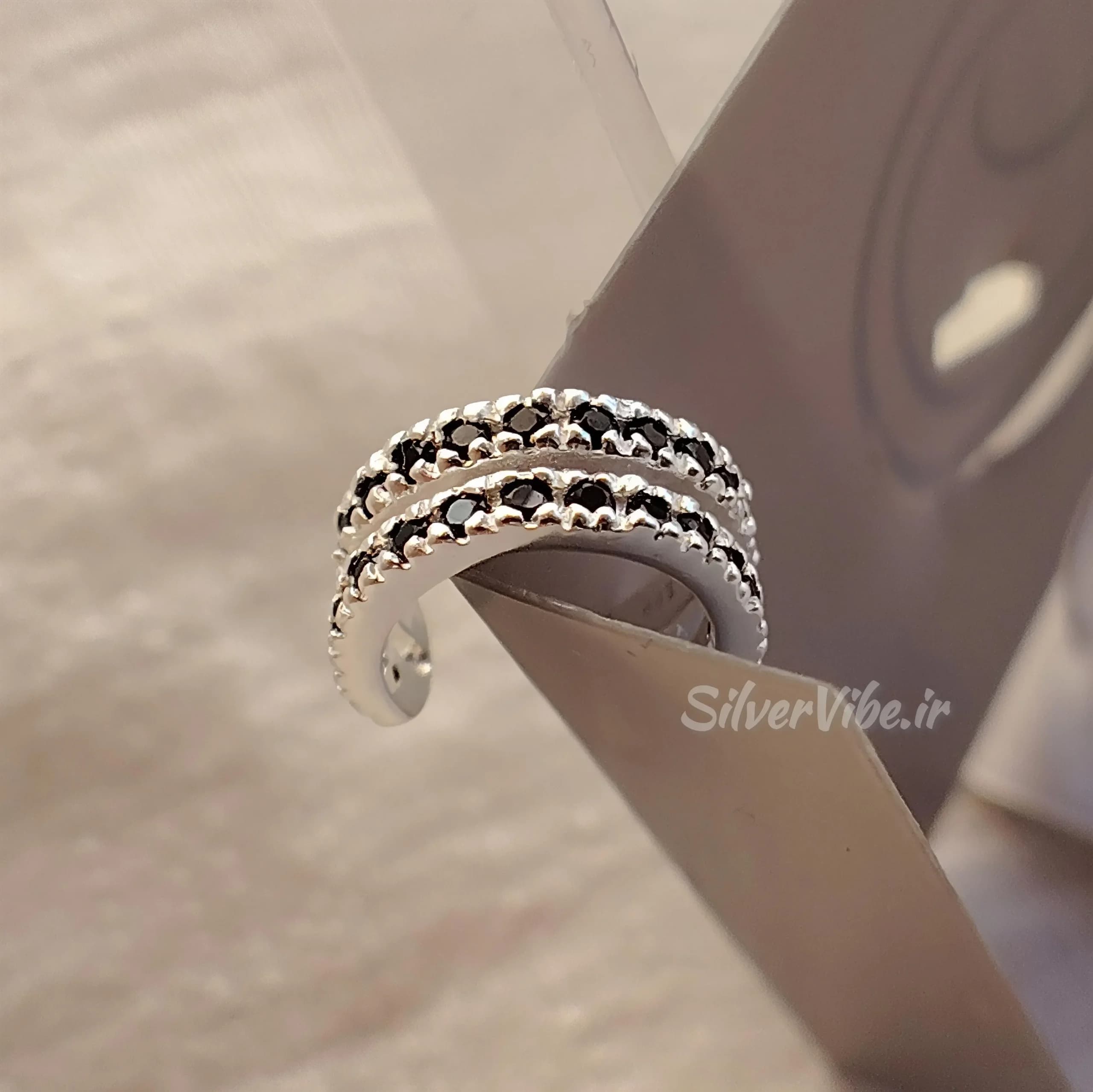 ایرکاف گوش نقره زنانه | دو لاین نگین مشکی | برند accessories