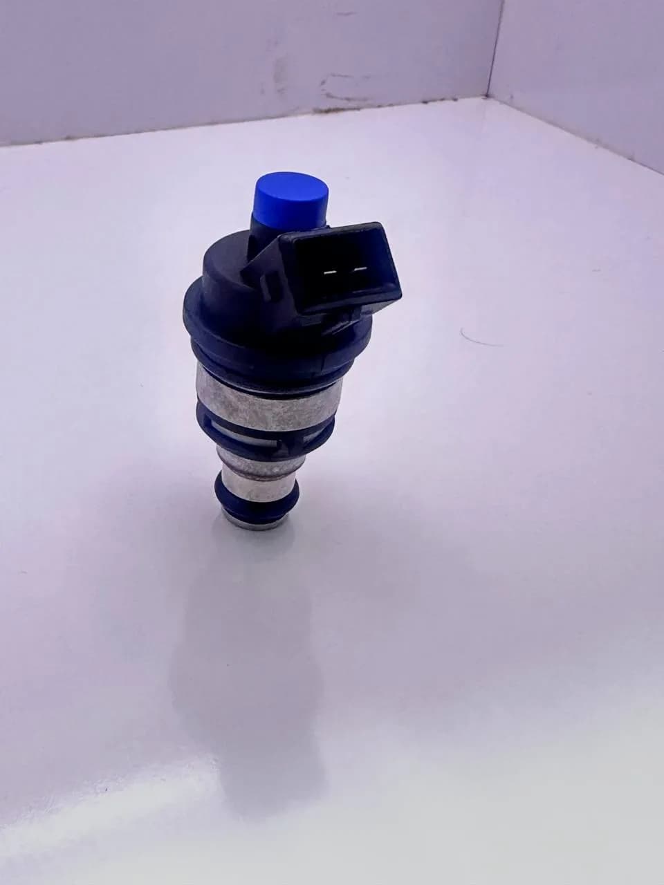 سوزن انژکتور پژو ساژم تپل سه سوراخ سوکت مربع MRB