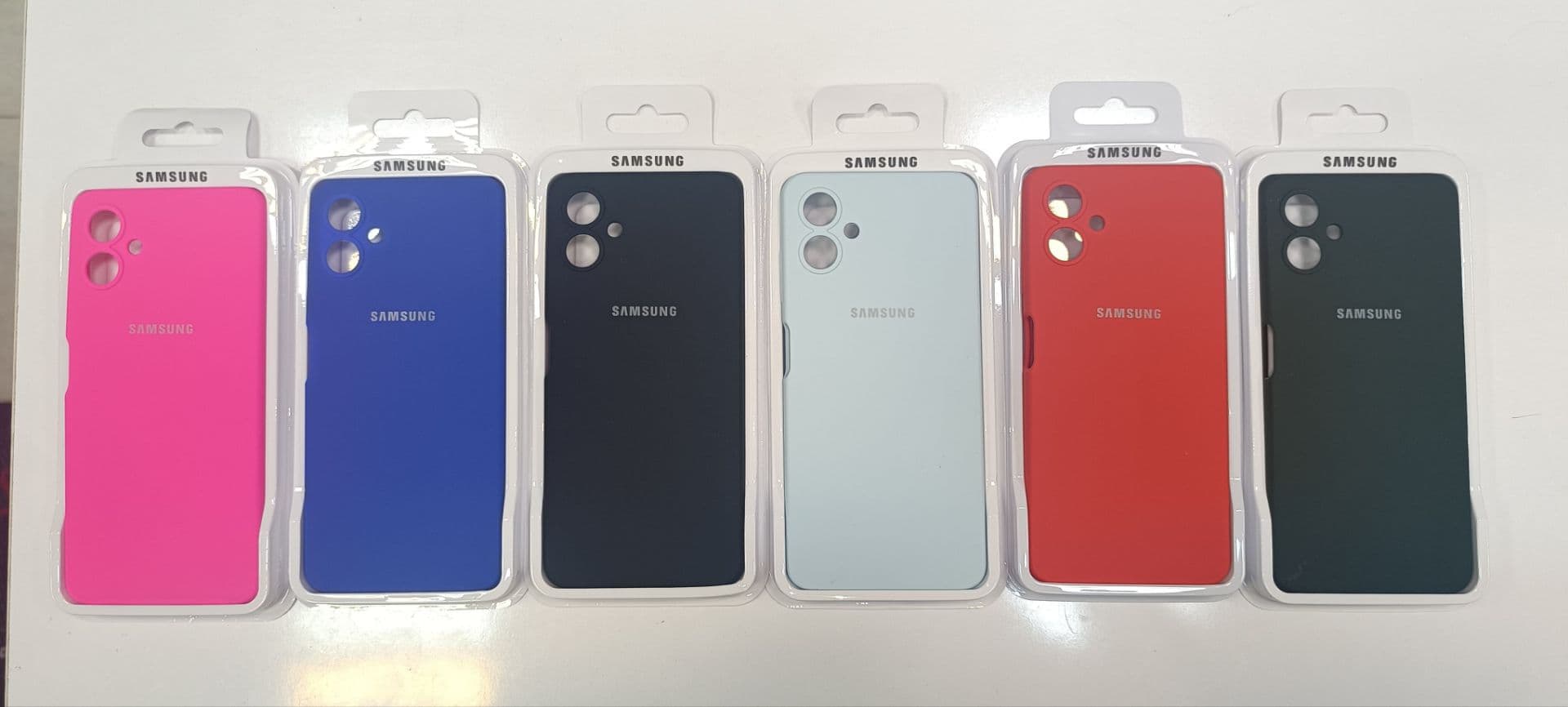قاب گوشی سیلیکونی اورجینال مدل POCO X5 PRO 5G — تصویر ۴