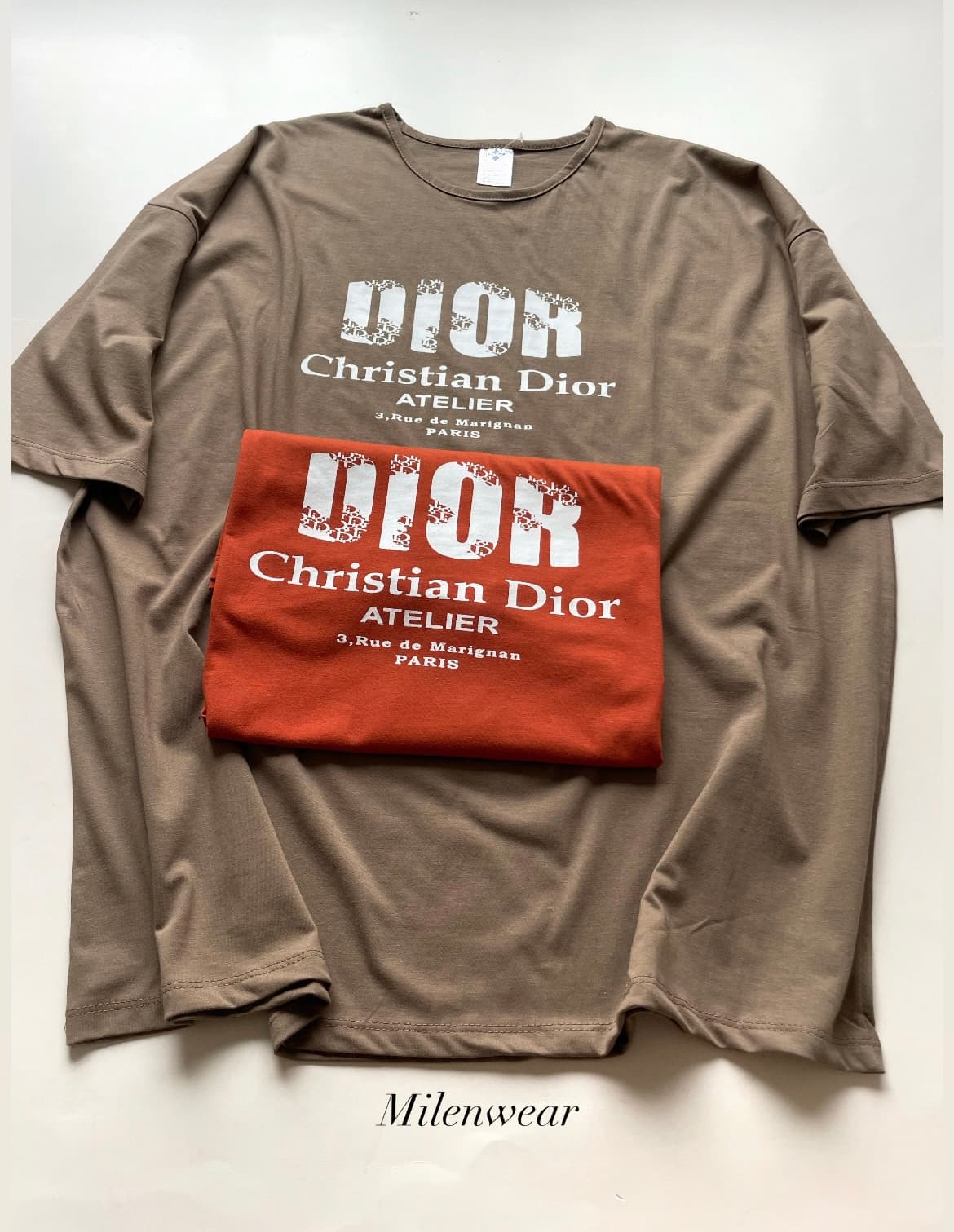 تیشرت نخ‌پنبه قواره خیلی بزرگDior — تصویر ۴
