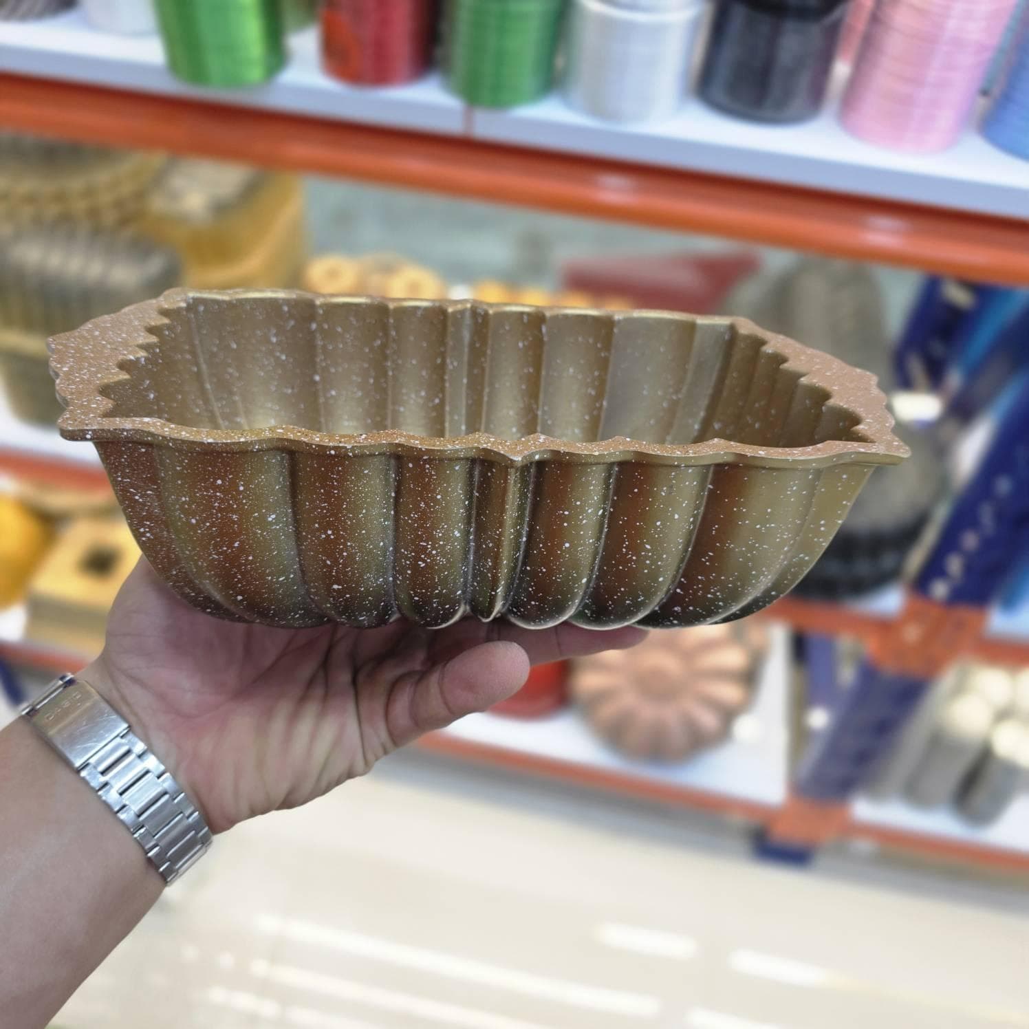 قالب کیک چدنی طرح لوف آبشاری — تصویر ۳