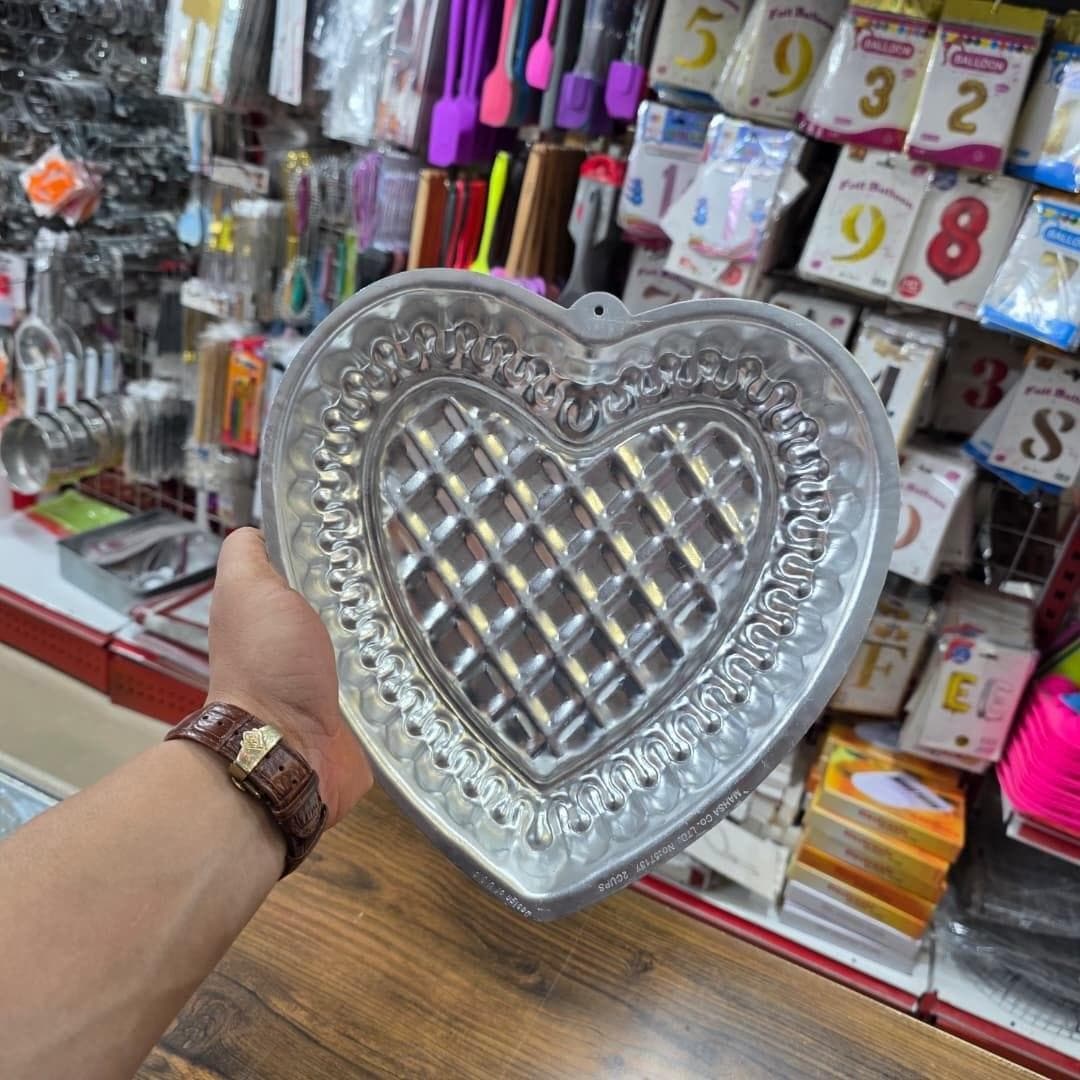 قالب کیک آلومنیوم طرح قلب کف طرحدار — تصویر ۵