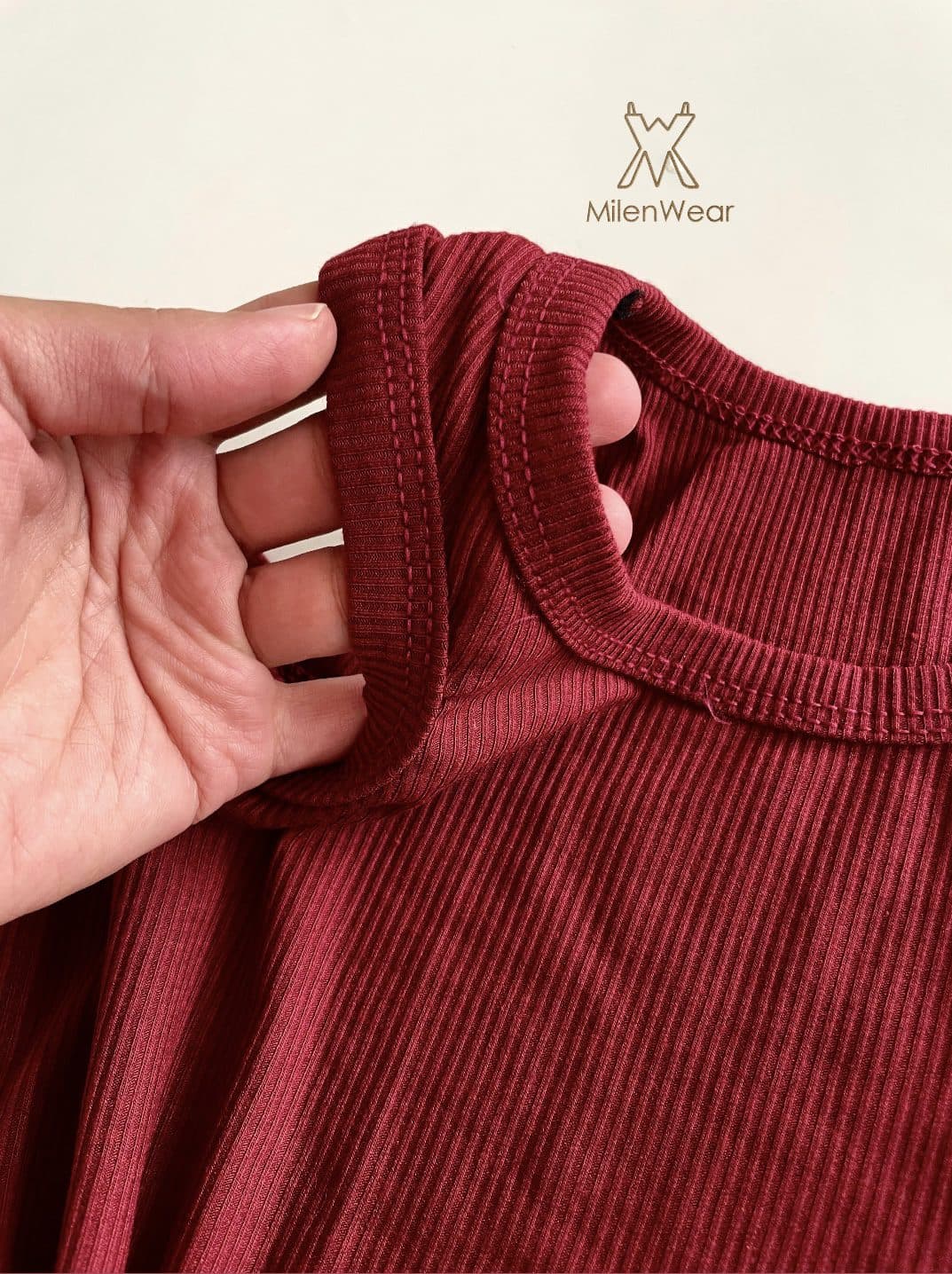 کراپ تیشرت کبریتی سرشونه اشکی دخترانه — تصویر ۴