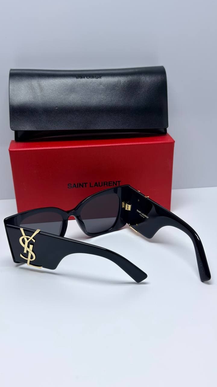 SAINT LAURENT MODEL SL M119F SUNGLASSES عینک آفتابی ایو سن لورن مدل SL M119F — تصویر ۵