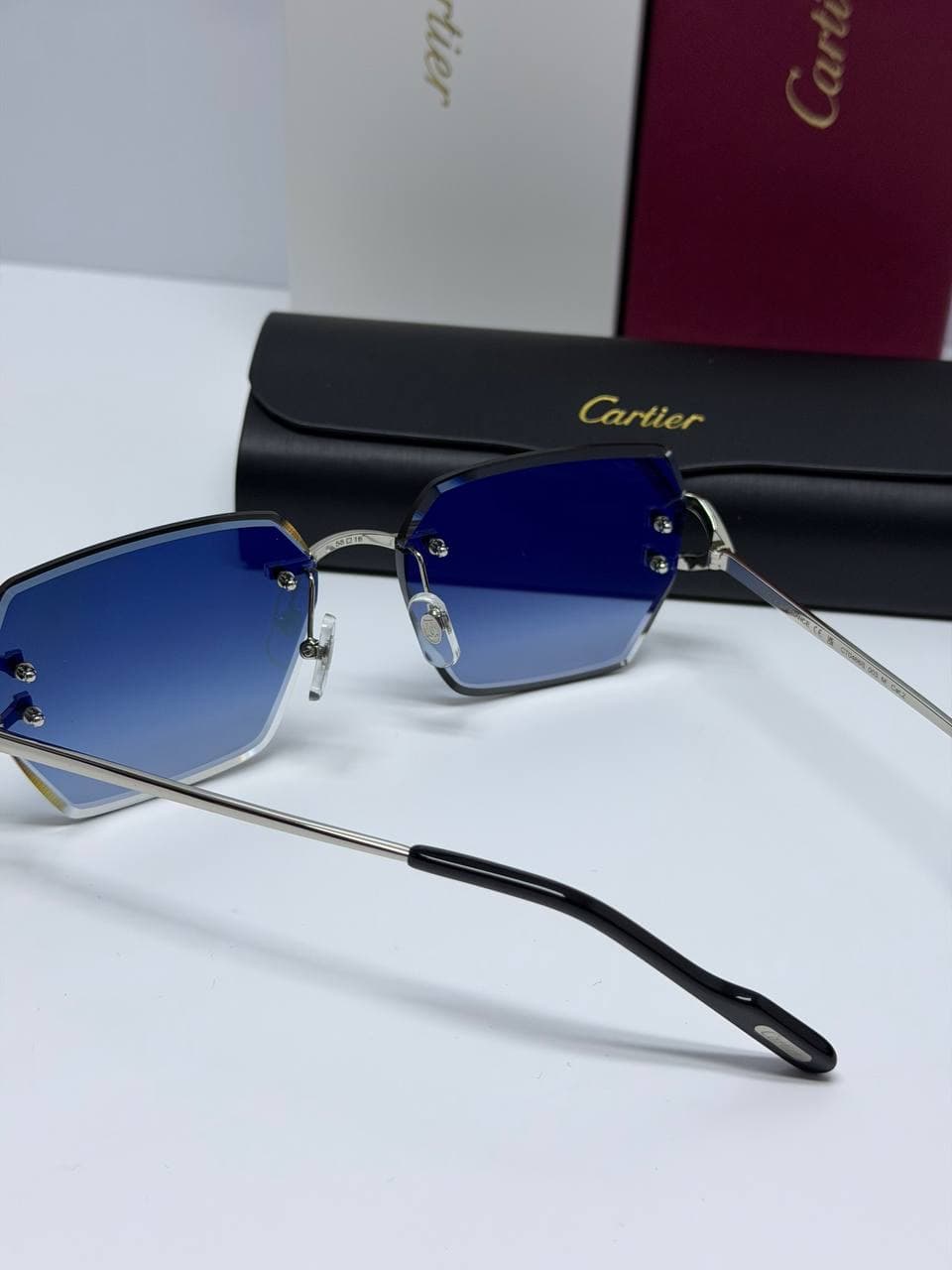 CARTIER MODEL CT0466S SUNGLASSES عینک آفتابی کارتیه مدل CT0466S — تصویر ۴