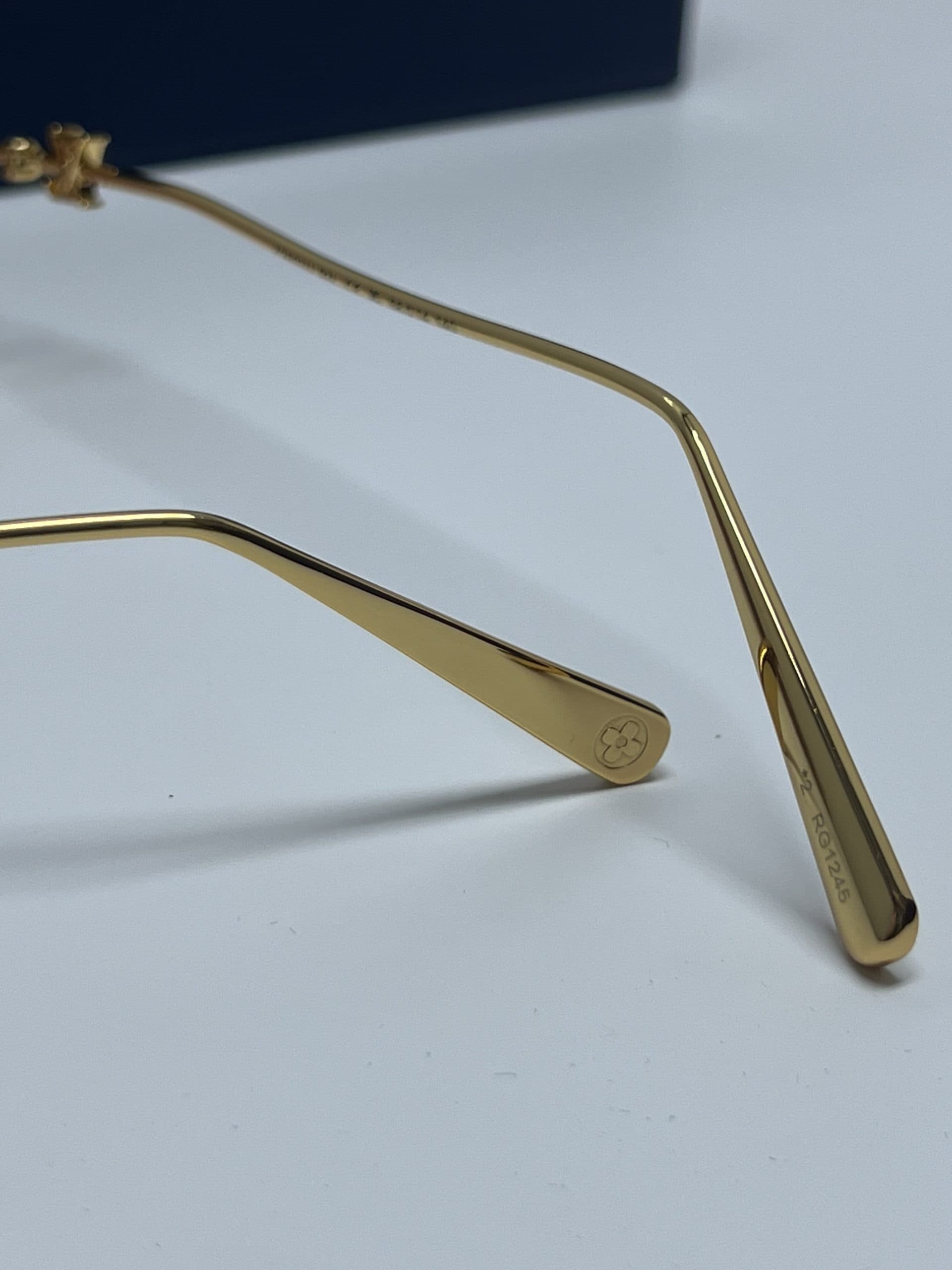 LOUIS VUITTON MODEL 72803U SUNGLASSES عینک آفتابی لویی ویتون مدل 72803U — تصویر ۶