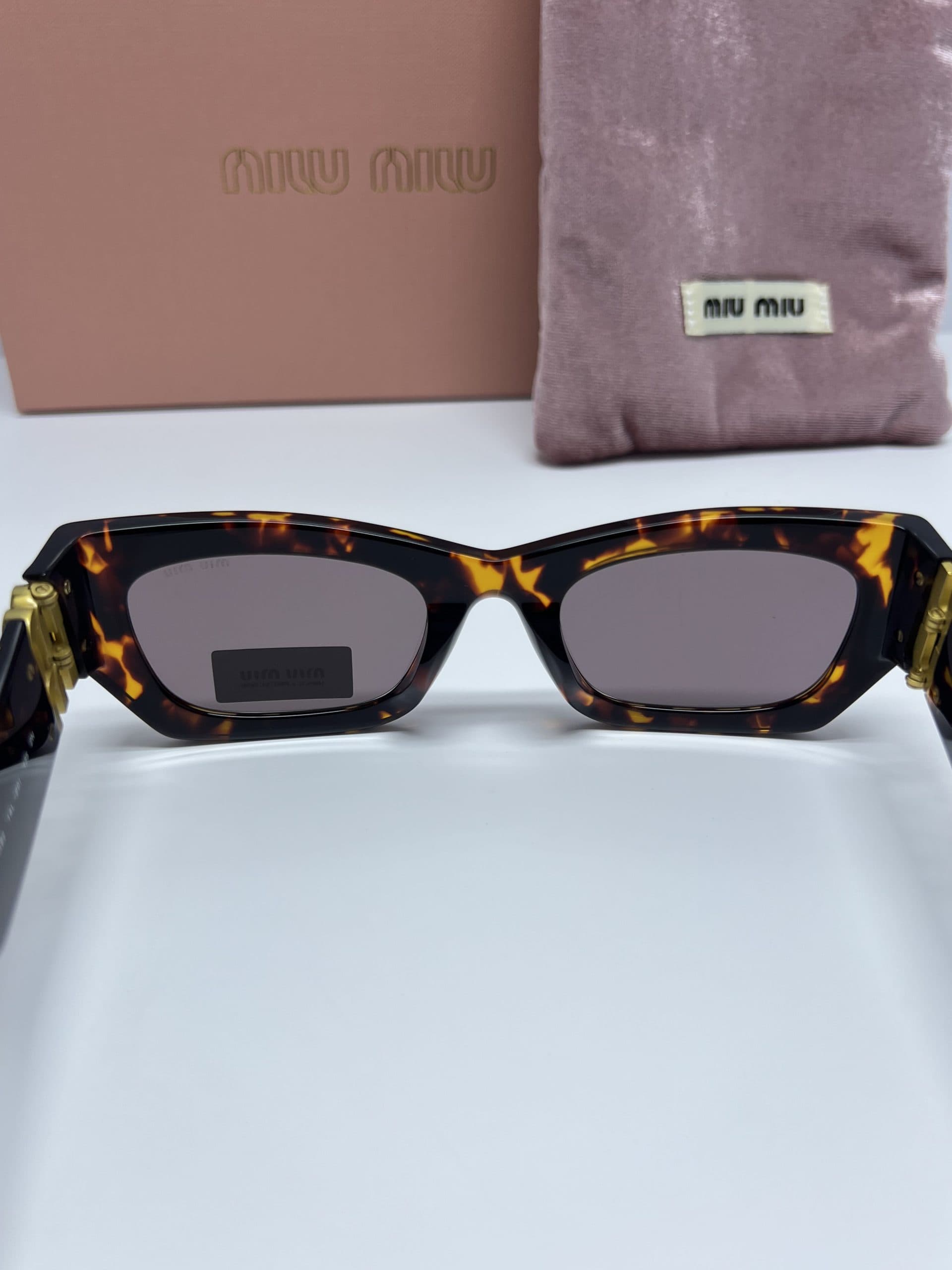 MIU MIU MODEL SMU 09W SUNGLASSES عینک آفتابی میومیو — تصویر ۸