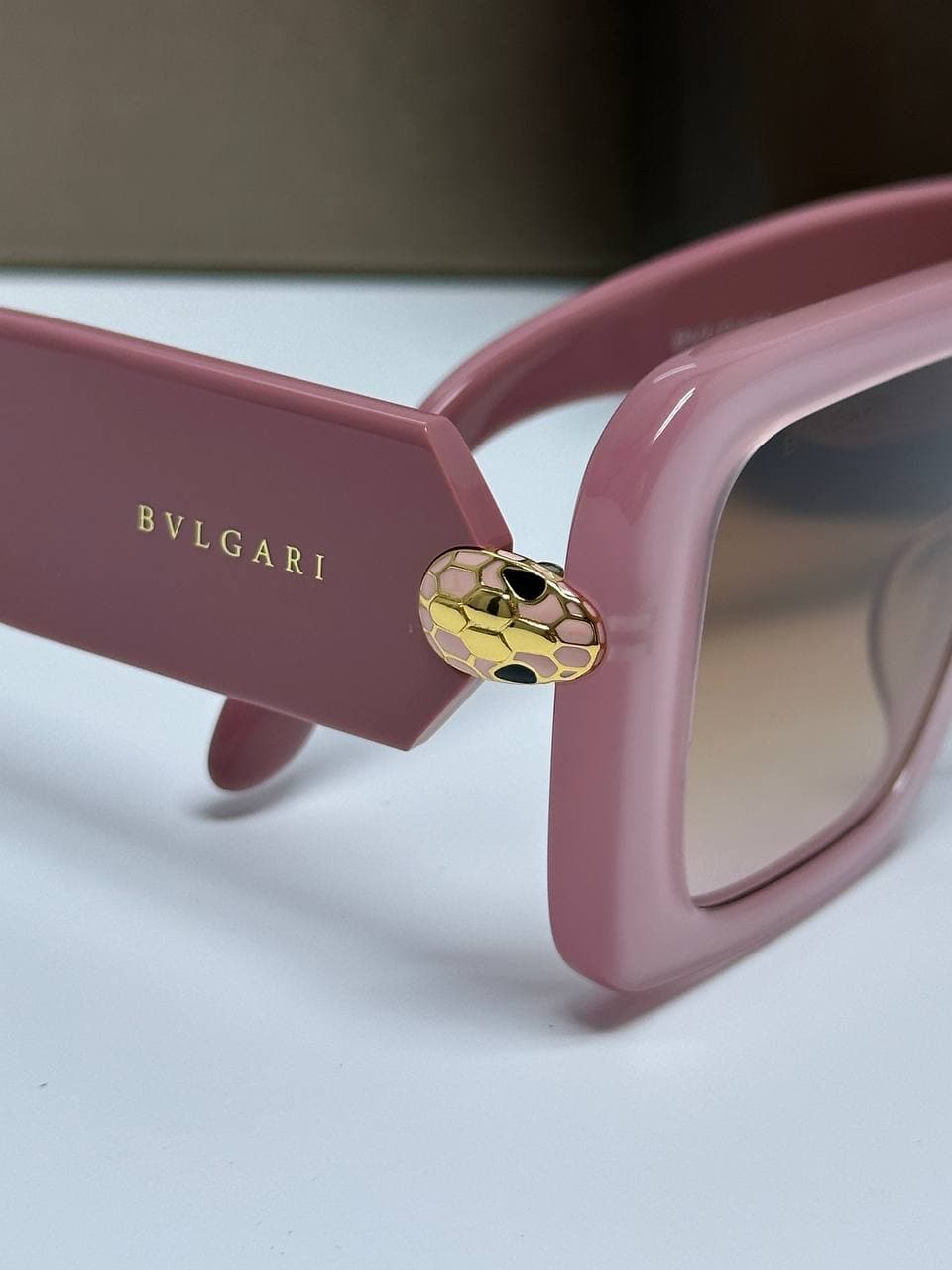 BVLGARI MODEL SERPENTI SUNGLASSES عینک آفتابی بولگاری — تصویر ۴