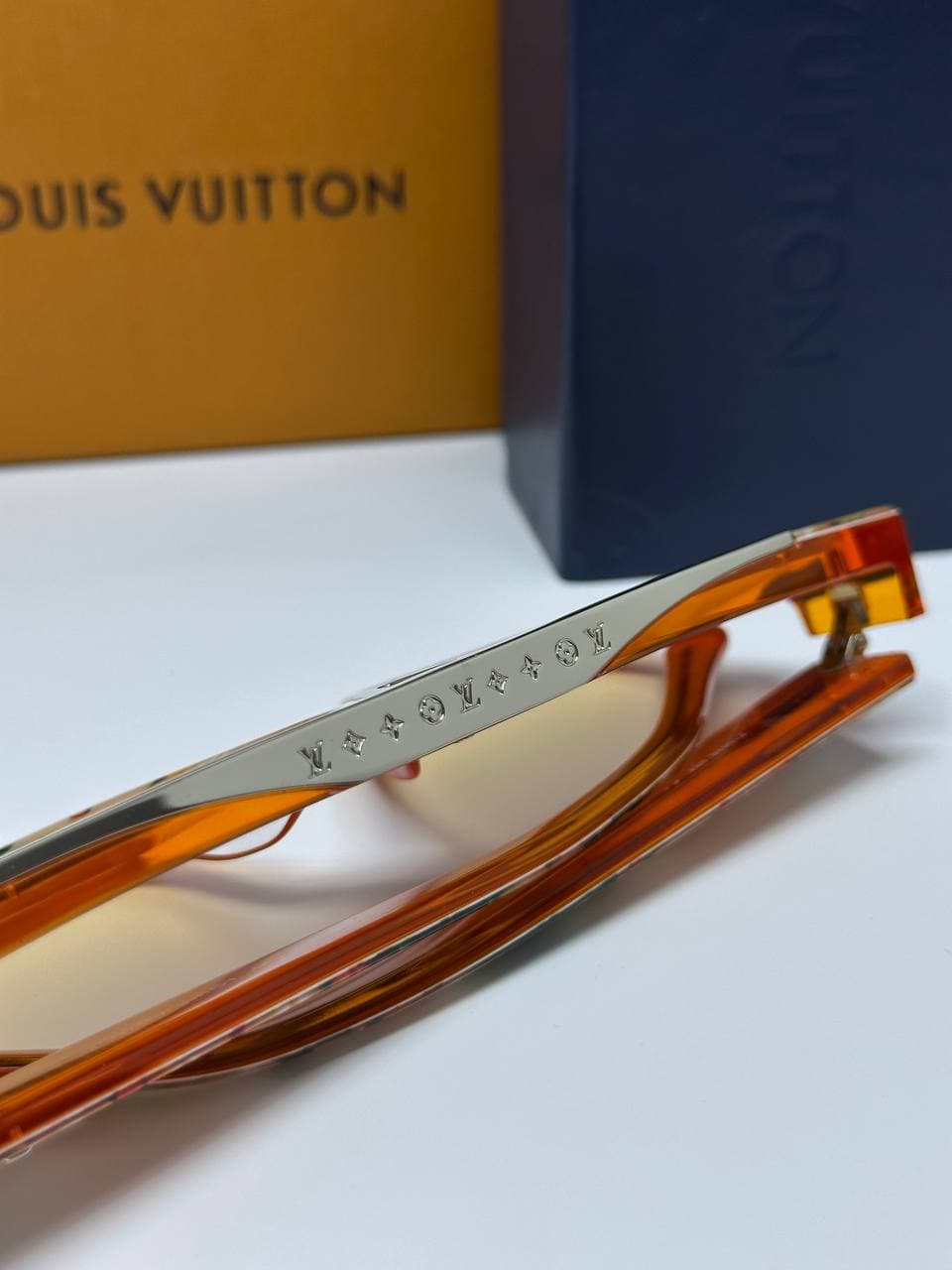 LOUIS VUITTON MODEL Z1502E SUNGLASSES عینک آفتابی لویی ویتون — تصویر ۵