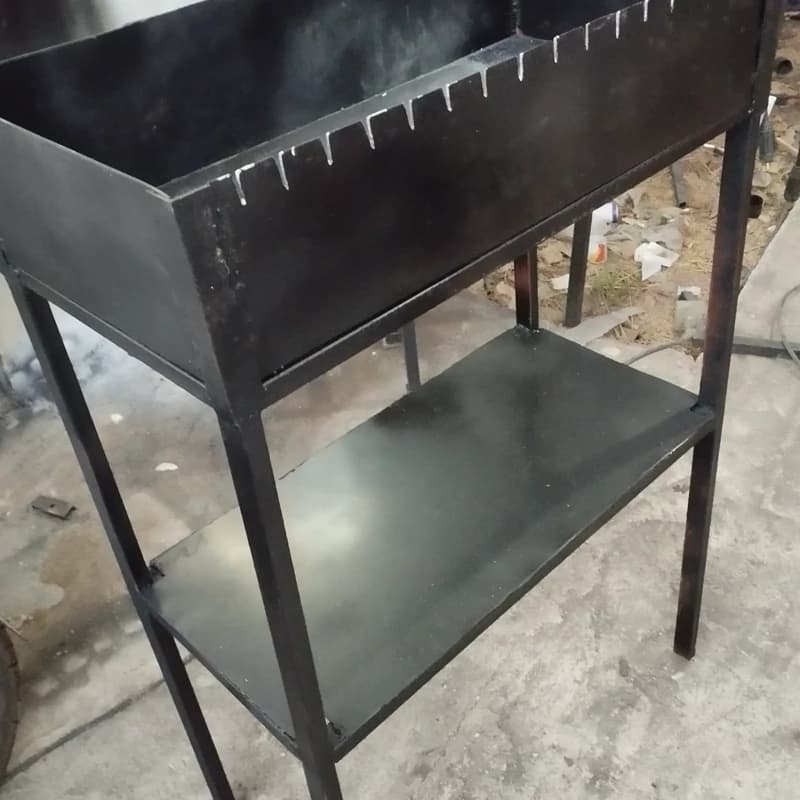 منقل کباب ایستاده (پس کرایه)