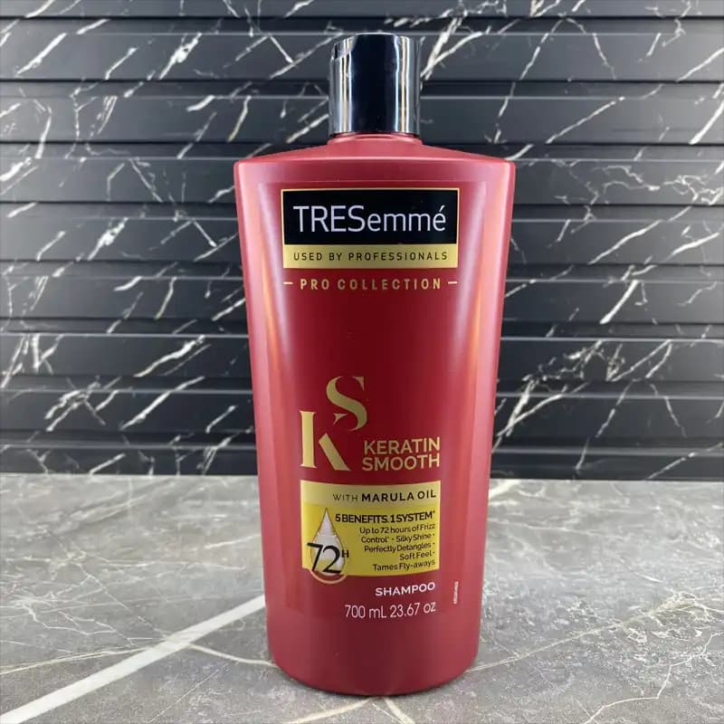 شامپو کراتینه ترزمه قرمز Tresemme Keratin Smooth از سری Pro Collection — تصویر ۳