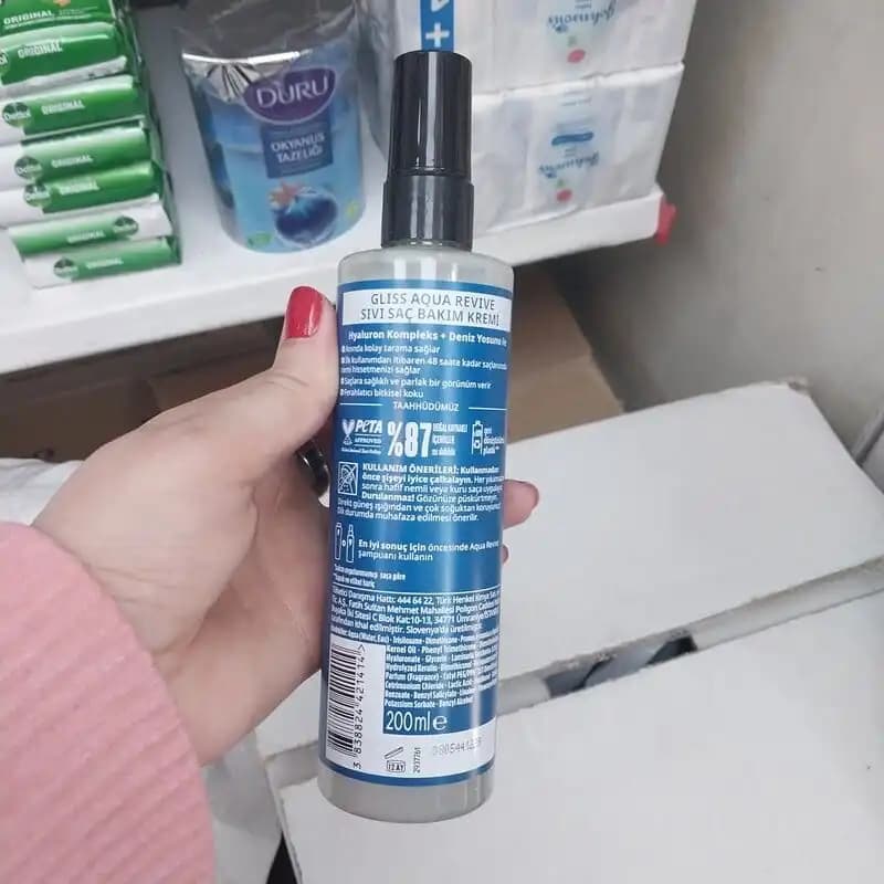 اسپری مو دو فاز گلیس Gliss Aqua Revive – آبرسانی عمیق و لطافت موهای خشک و نرمال — تصویر ۴
