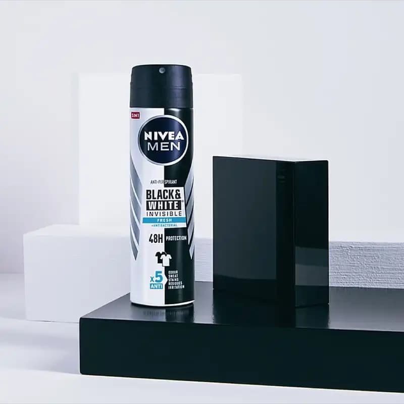 اسپری ضد تعریق مردانه نیوآ Invisible Black and White Fresh اصل Nivea — تصویر ۵