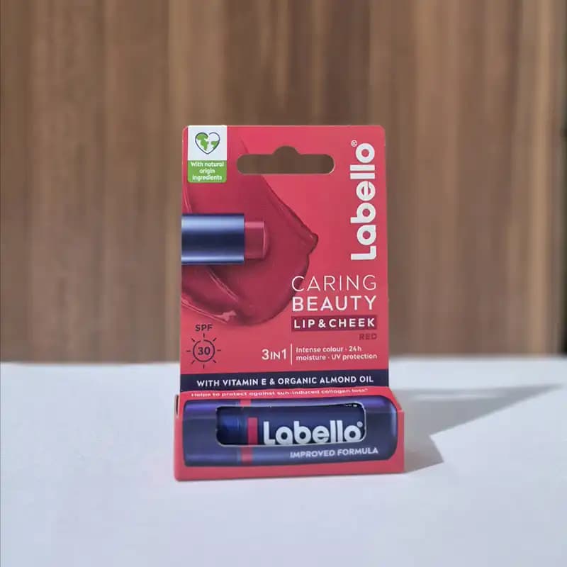 بالم لب 3 در 1 لابلو مدل CARING BEAUTY قرمز – اصل آلمان — تصویر ۴