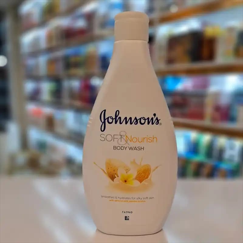 شامپو بدن جانسون با روغن بادام و رایحه گل یاسمن – Johnson’s اصل ایتالیا — تصویر ۴