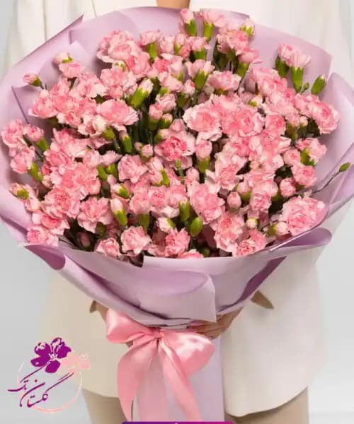 دسته گل تبریک میخک صورتی