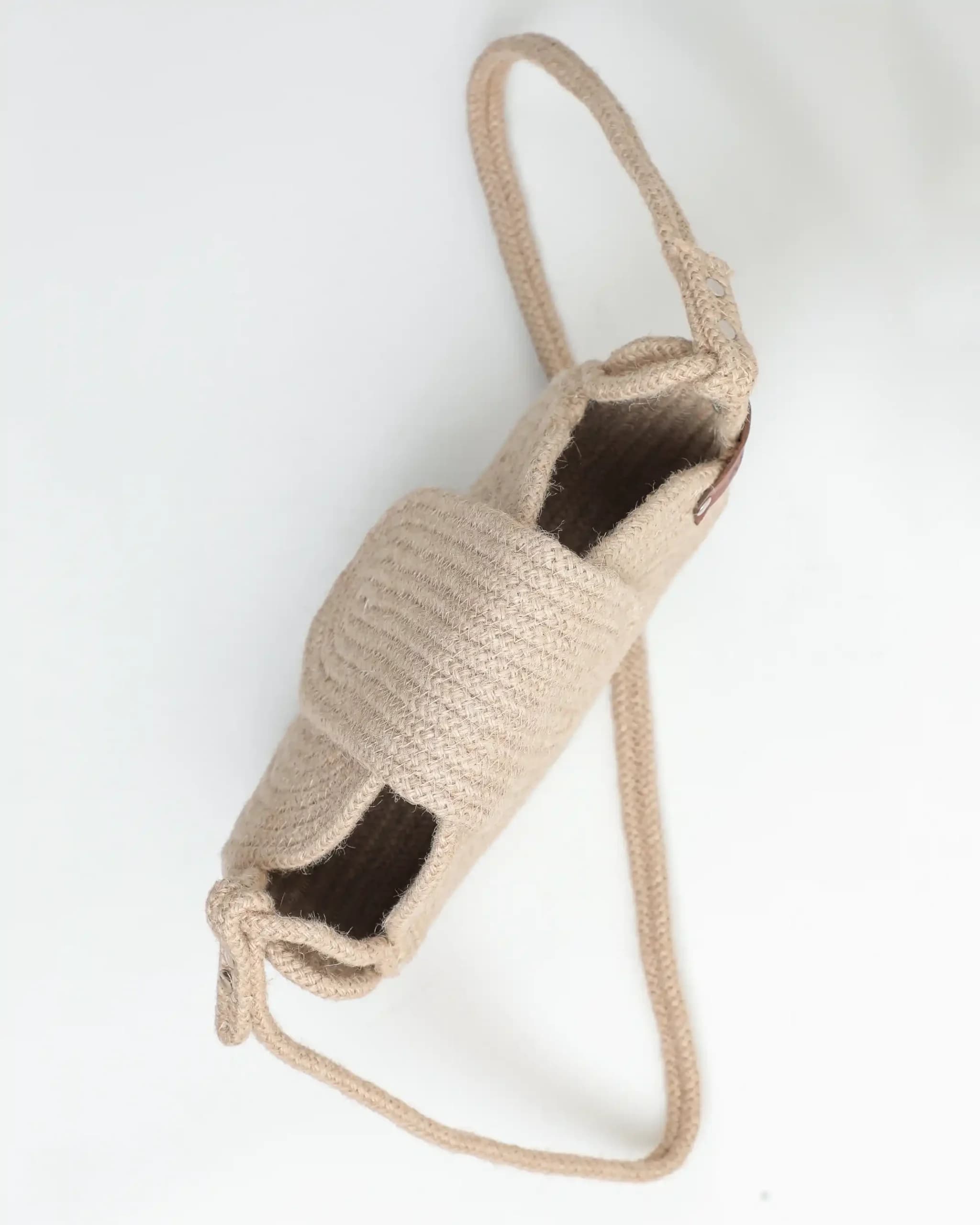 2001 – کيف کنفي گرد دکمه 2001 — تصویر ۵