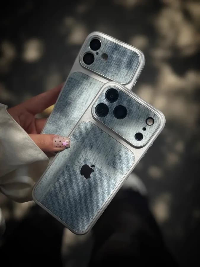 قاب آیفون جین لنز با لوگو اپل — تصویر ۴